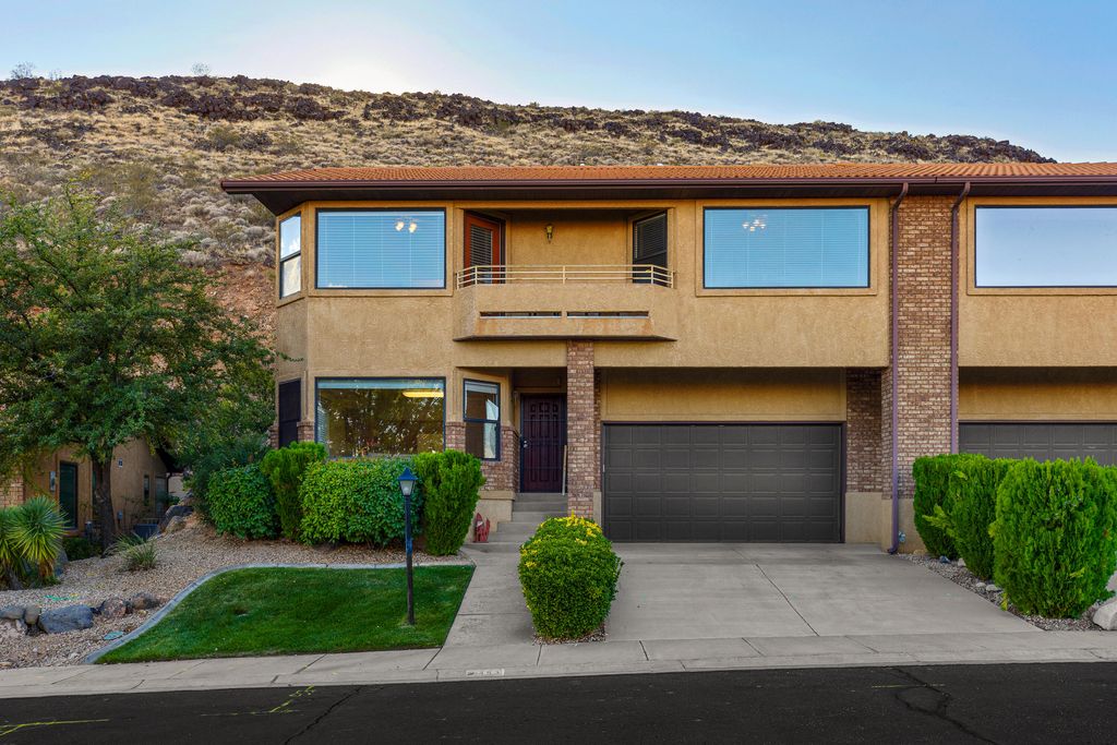 Photo of 453 NORTHRIDGE Ave, Saint George, UT 84770 (MLS # 25-266245)