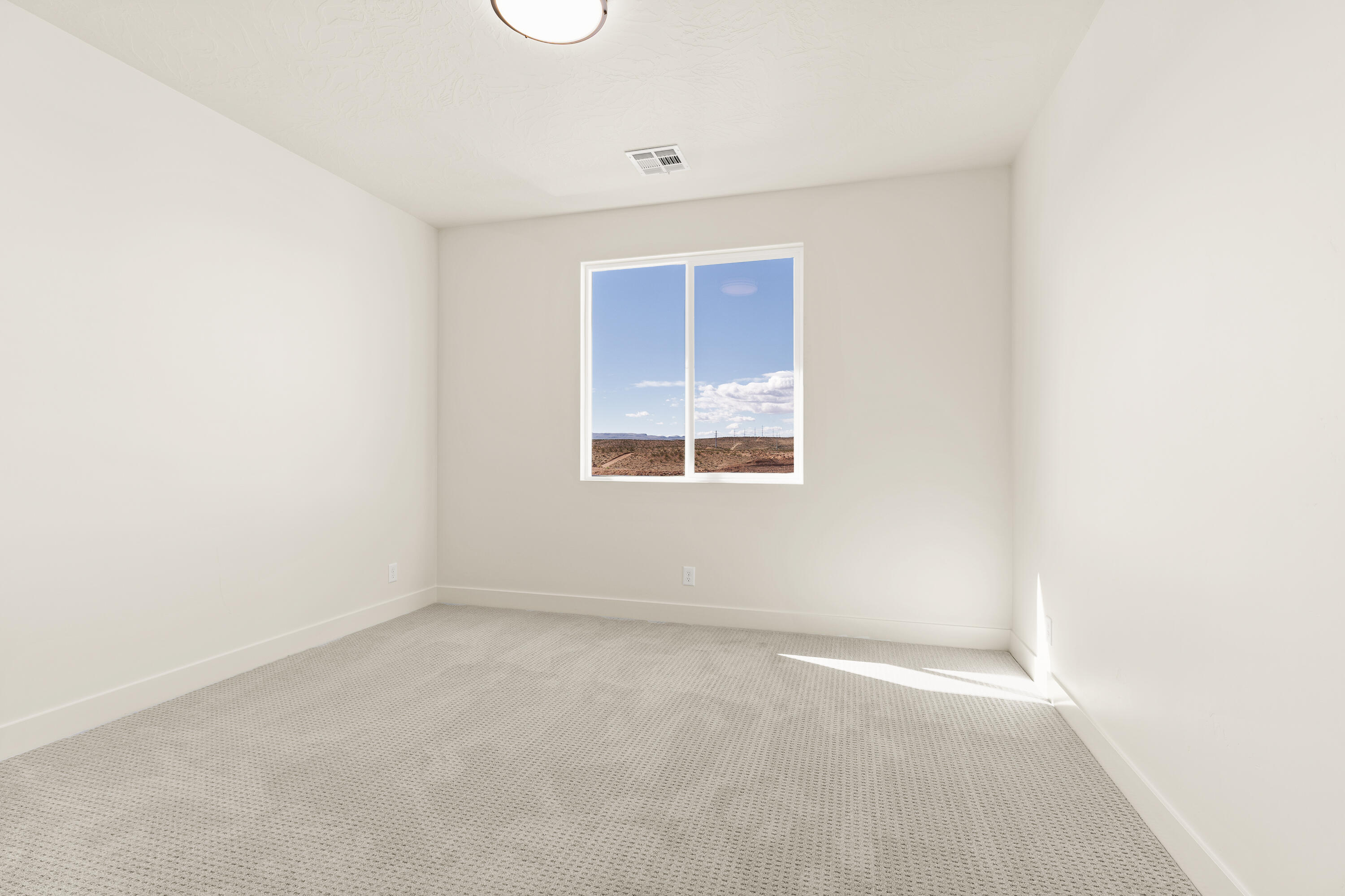 DESERT HORIZON - Residential