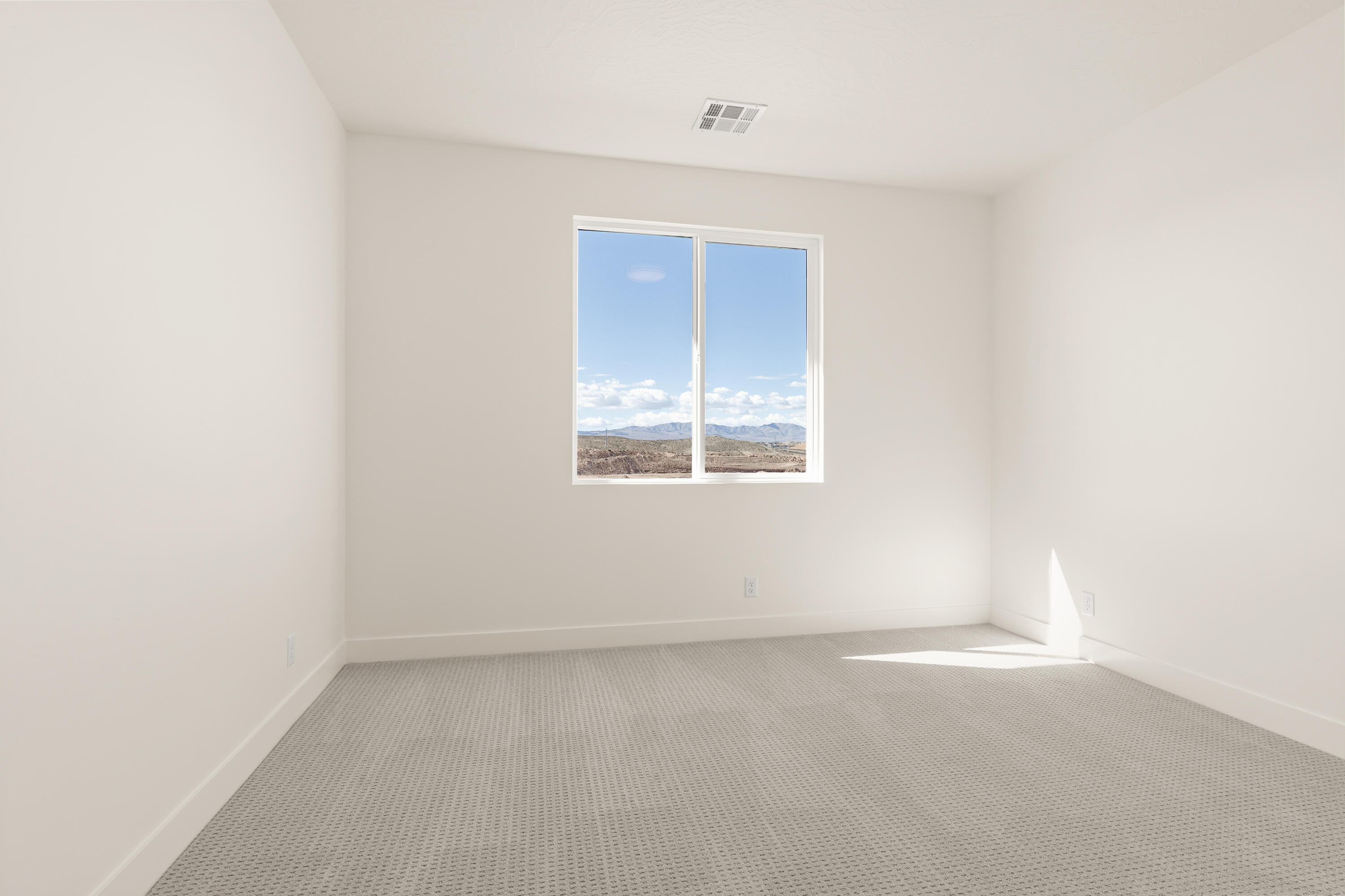 DESERT HORIZON - Residential