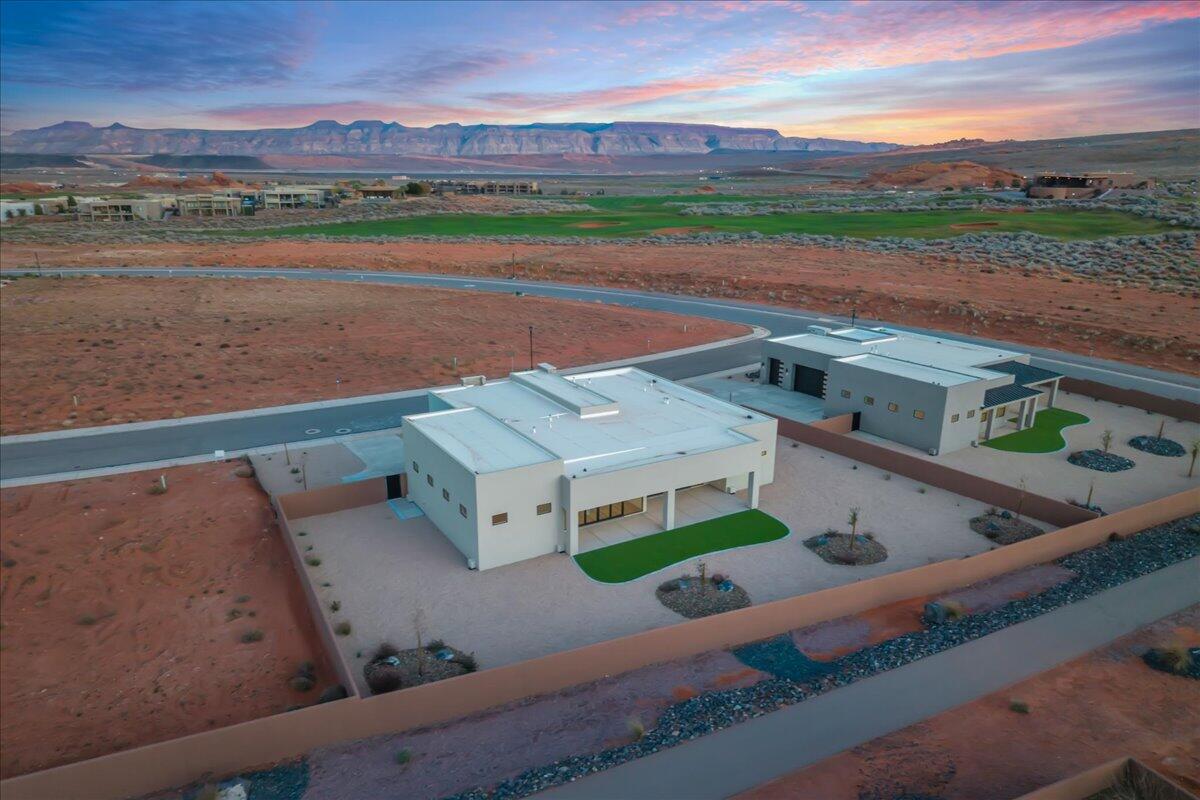 ESTATES AT SAND HOLLOW - Residential