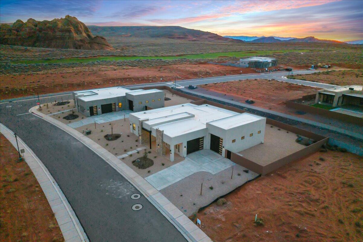 ESTATES AT SAND HOLLOW - Residential