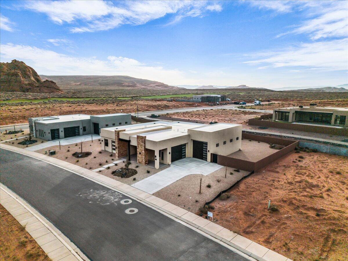 ESTATES AT SAND HOLLOW - Residential