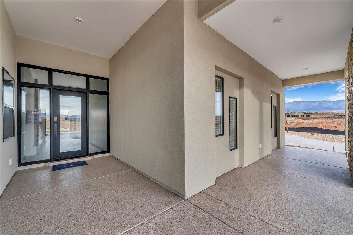 ESTATES AT SAND HOLLOW - Residential