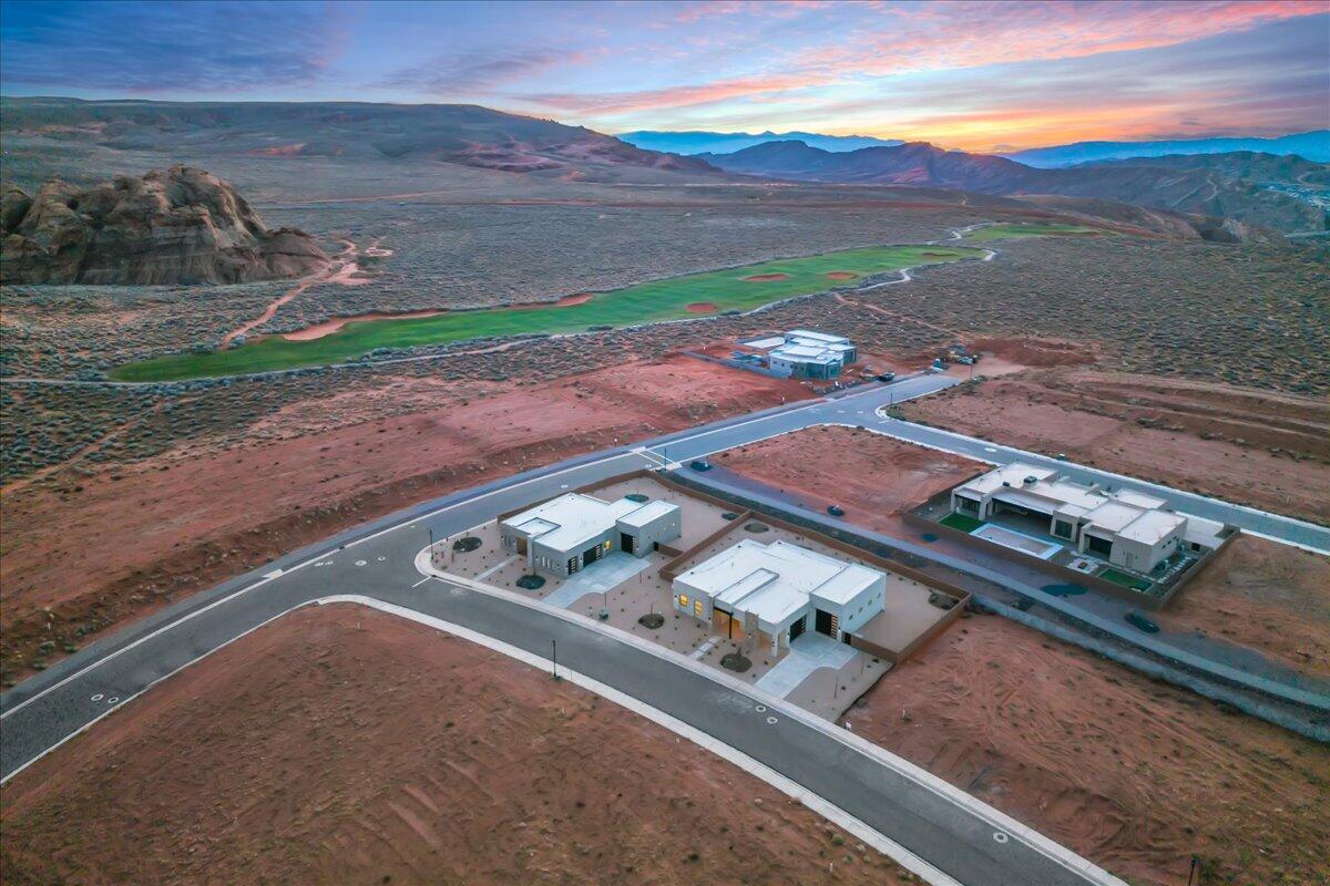 ESTATES AT SAND HOLLOW - Residential