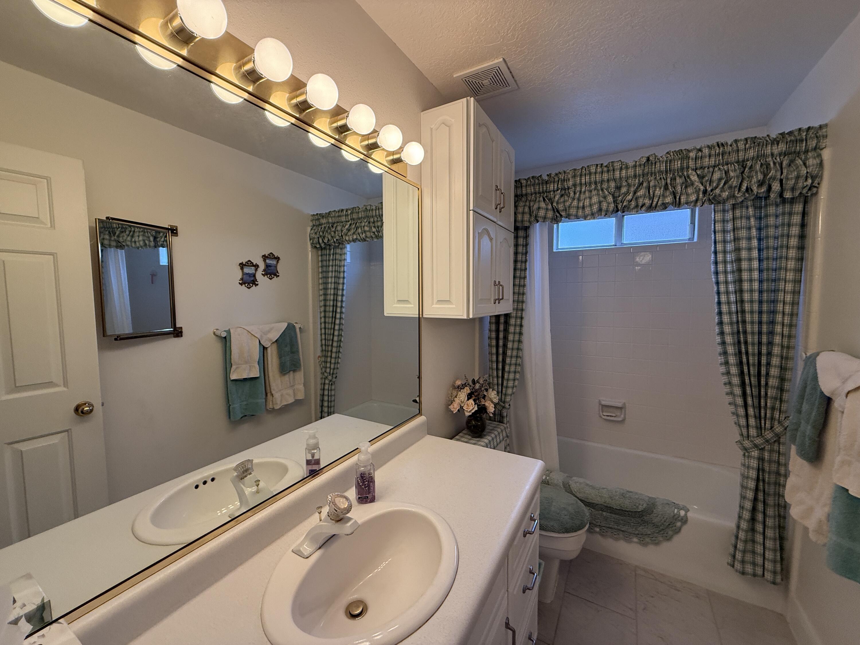 SUNRISE VIEW TOWNHOMES - Residential