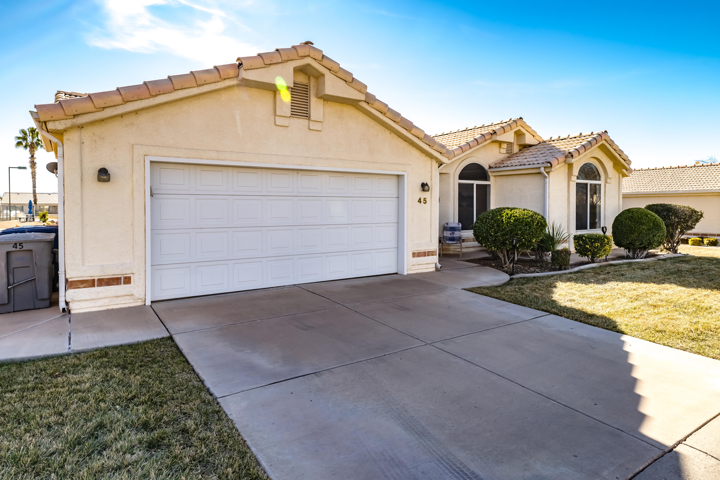 WEST SPRINGS TOWNHOMES - Residential