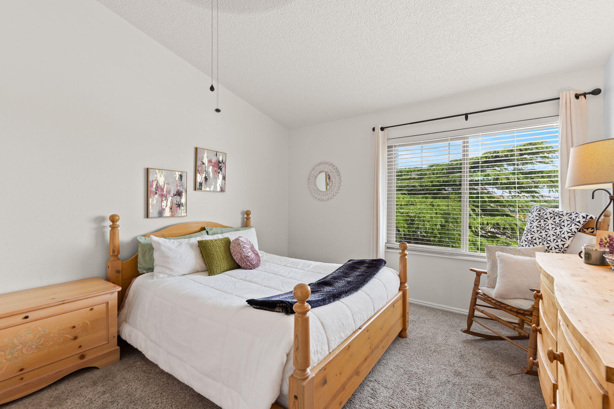 GARDENS SOUTH CONDOS - Residential