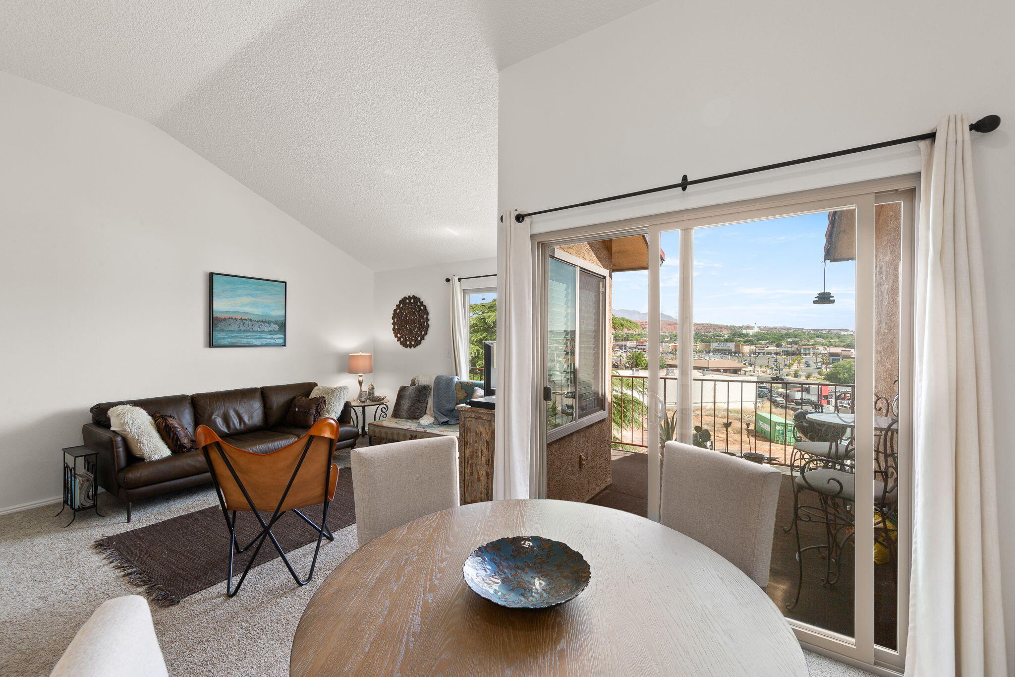 GARDENS SOUTH CONDOS - Residential