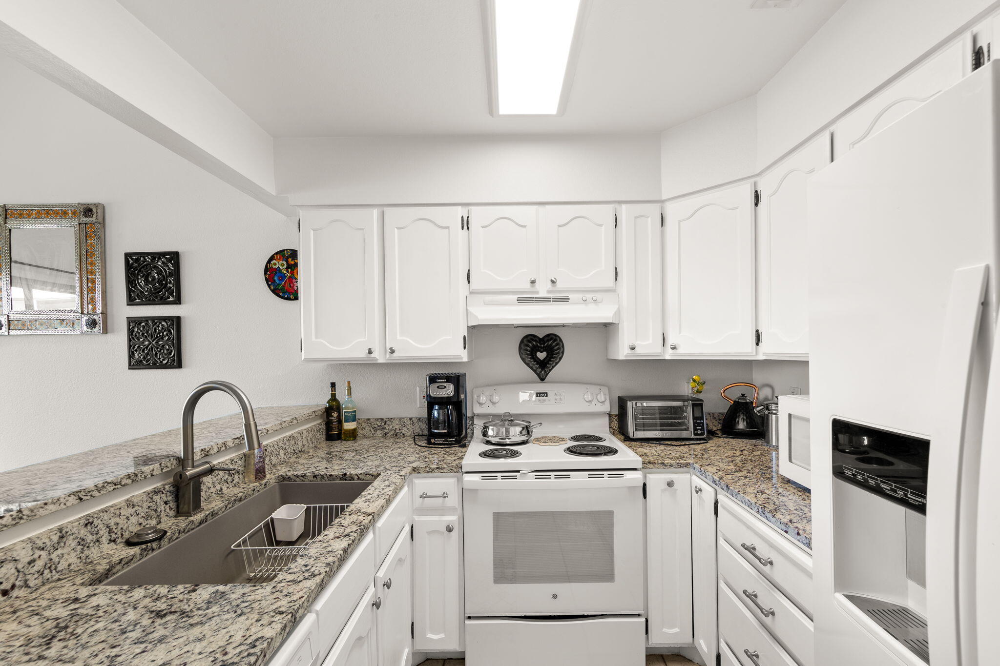 GARDENS SOUTH CONDOS - Residential