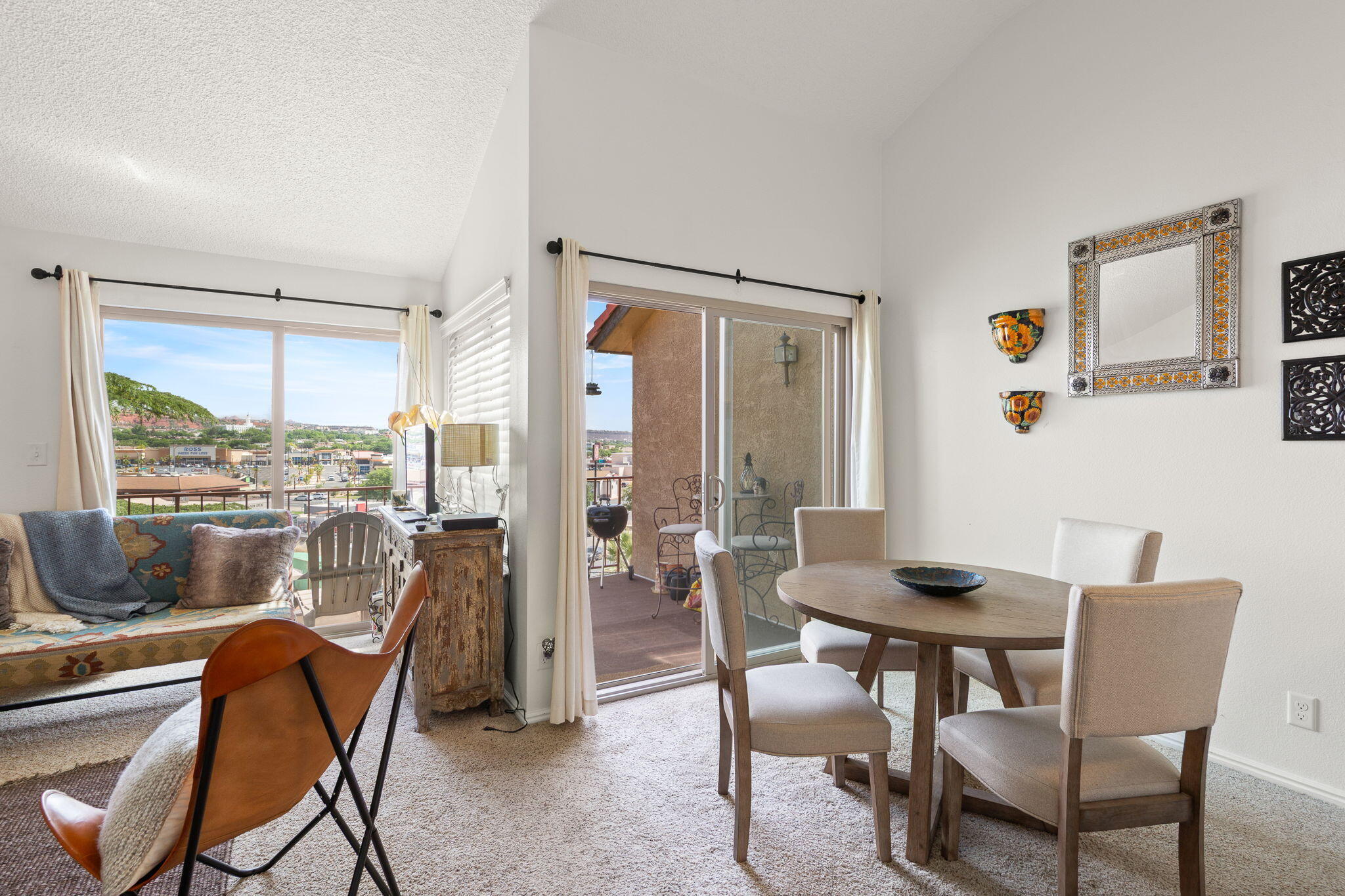 GARDENS SOUTH CONDOS - Residential