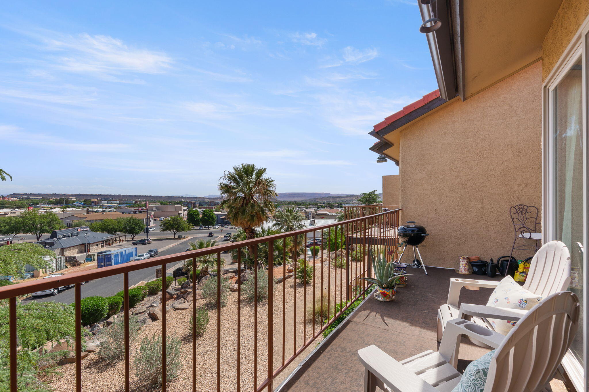 GARDENS SOUTH CONDOS - Residential