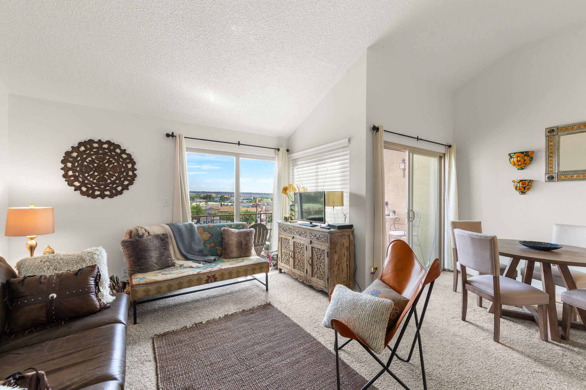 GARDENS SOUTH CONDOS - Residential