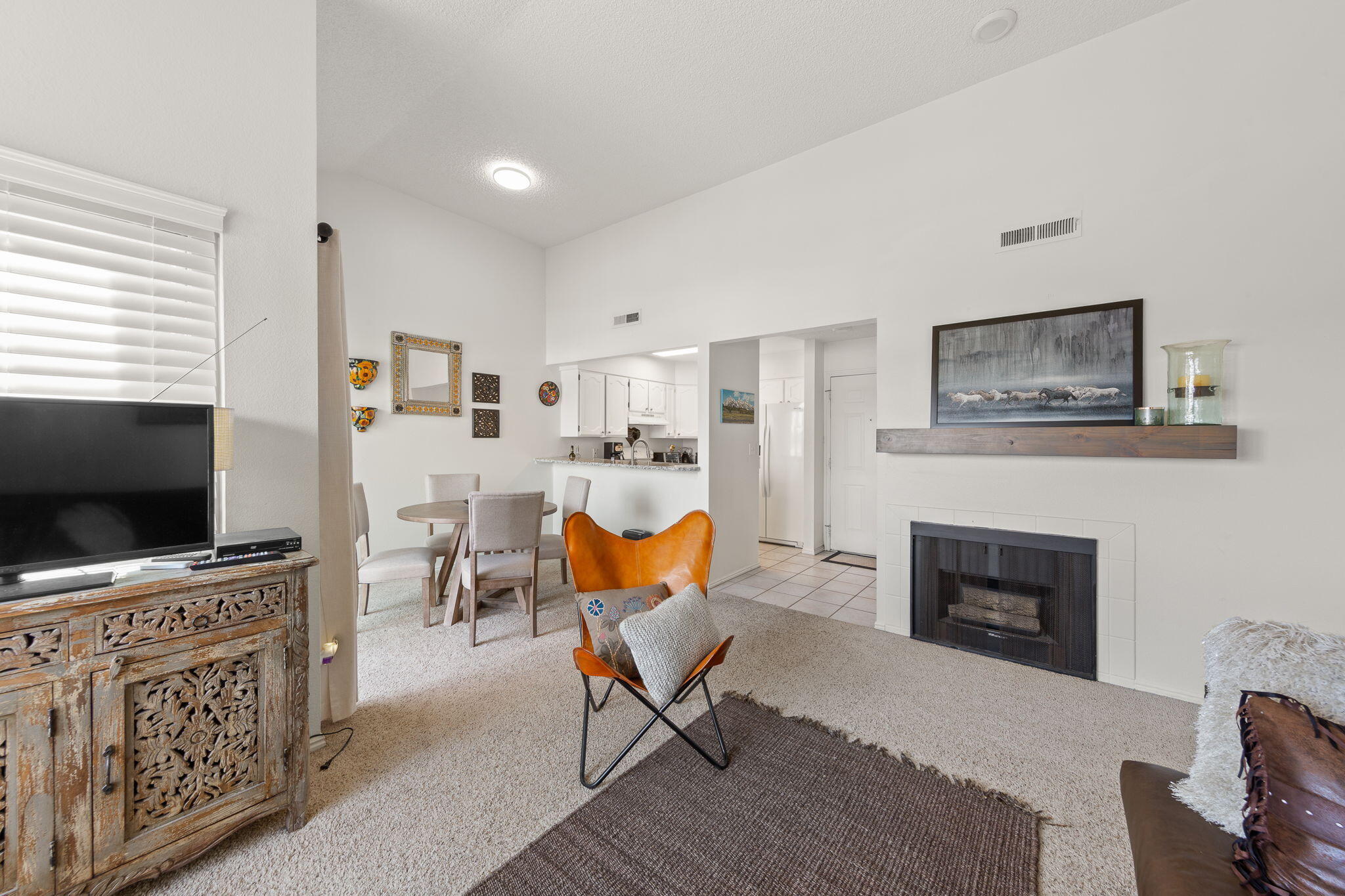 GARDENS SOUTH CONDOS - Residential