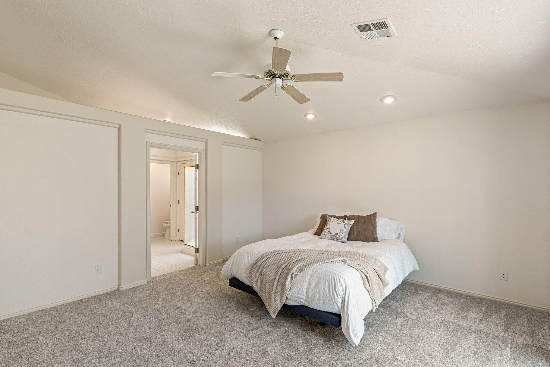 GREEN SPRINGS GARDEN HOMES - Residential