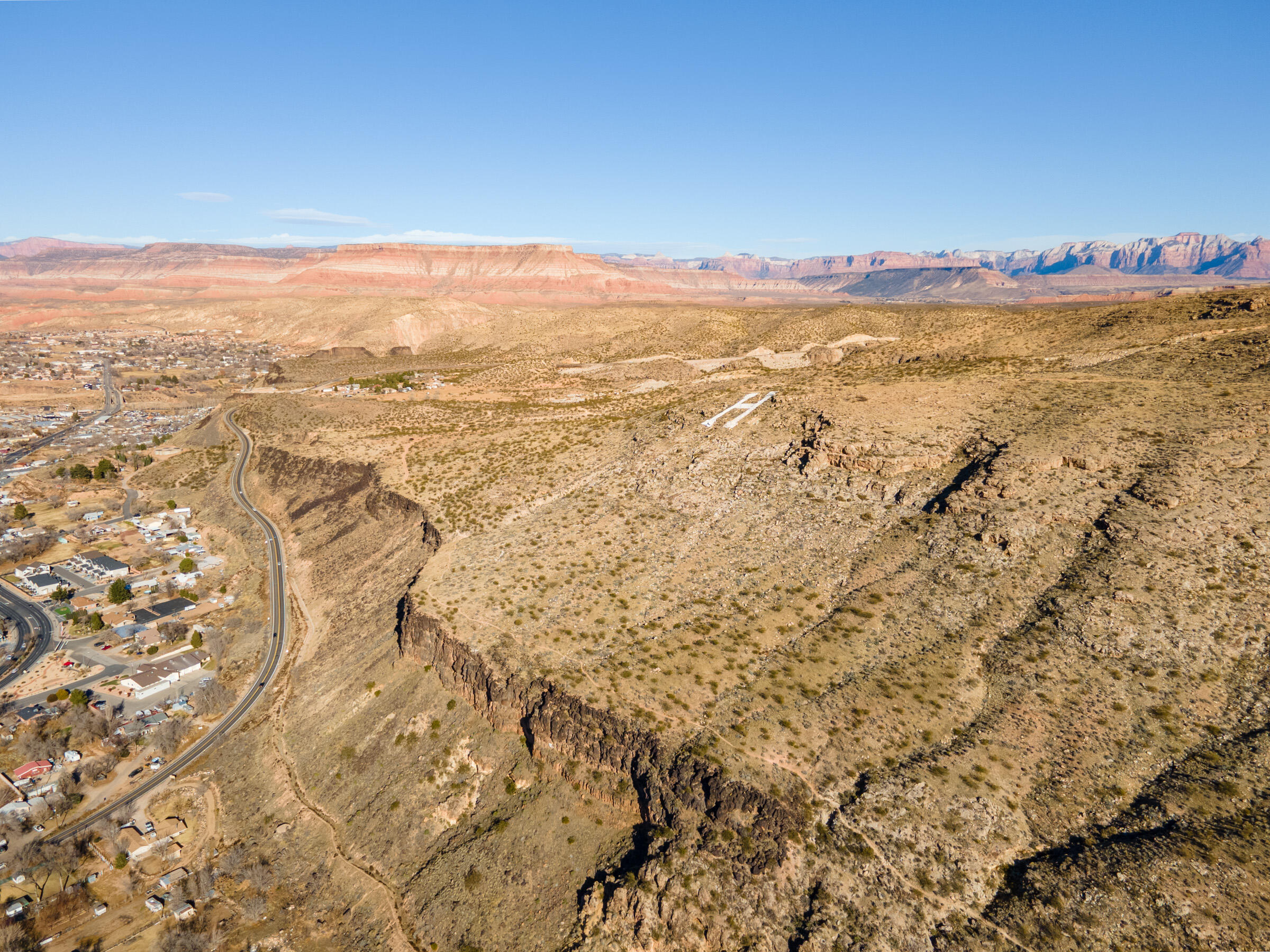 HURRICANE TOWNSITE - Land