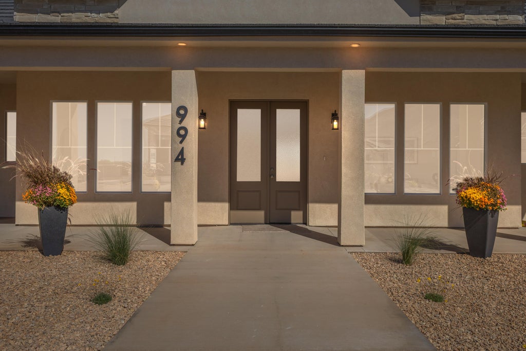 Photo of 994 W 1920 S, Hurricane, UT 84737 (MLS # 26-277169)