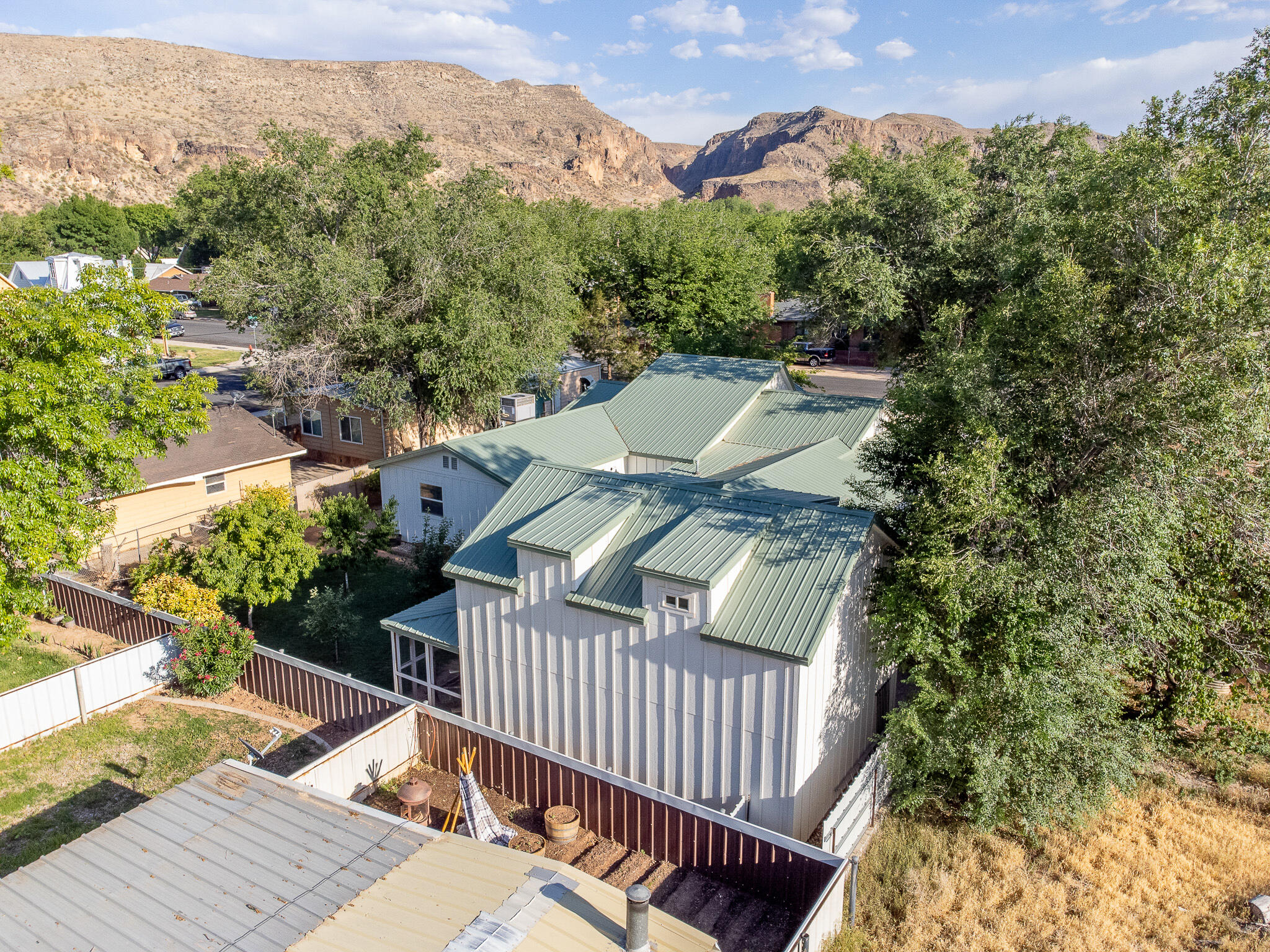 SUNFLOWER HEIGHTS - Residential