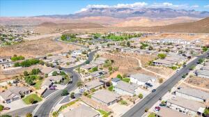 IVY WOOD - Residential