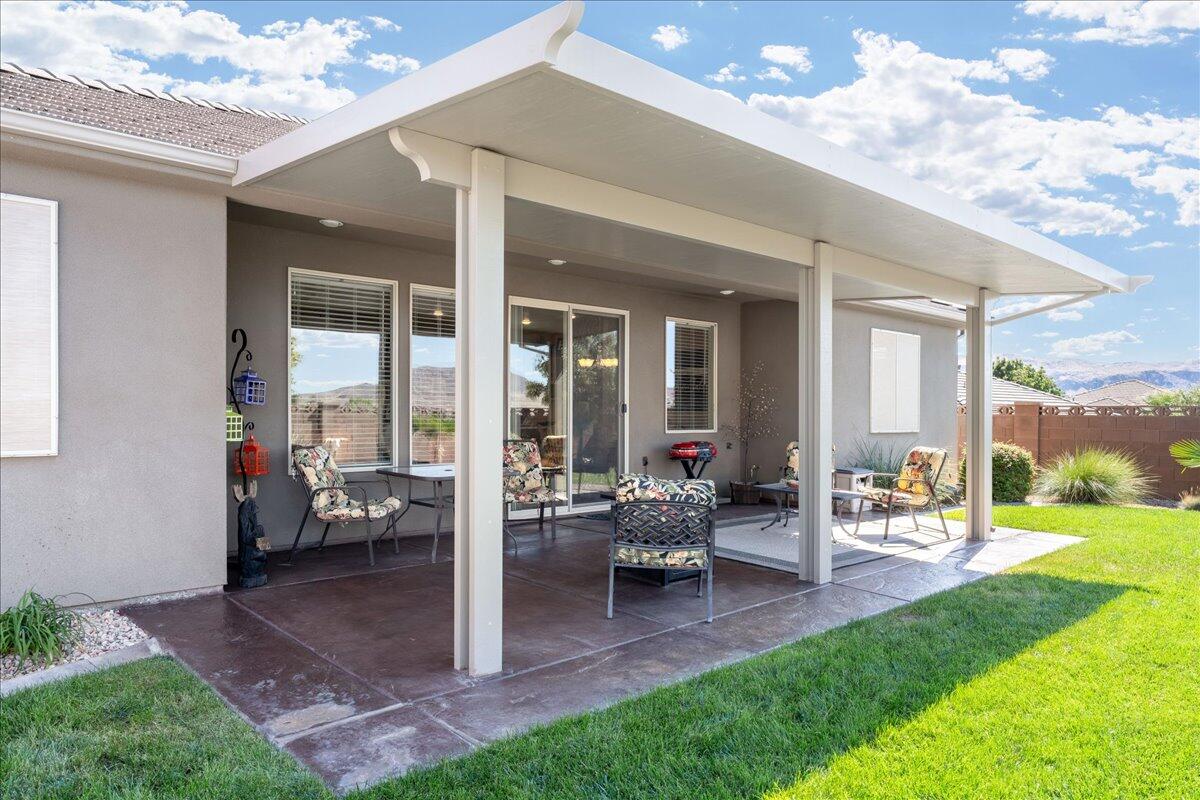 IVY WOOD - Residential