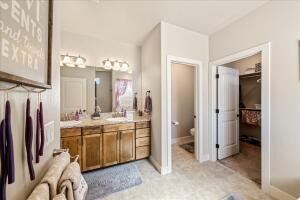 IVY WOOD - Residential