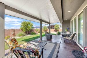 IVY WOOD - Residential