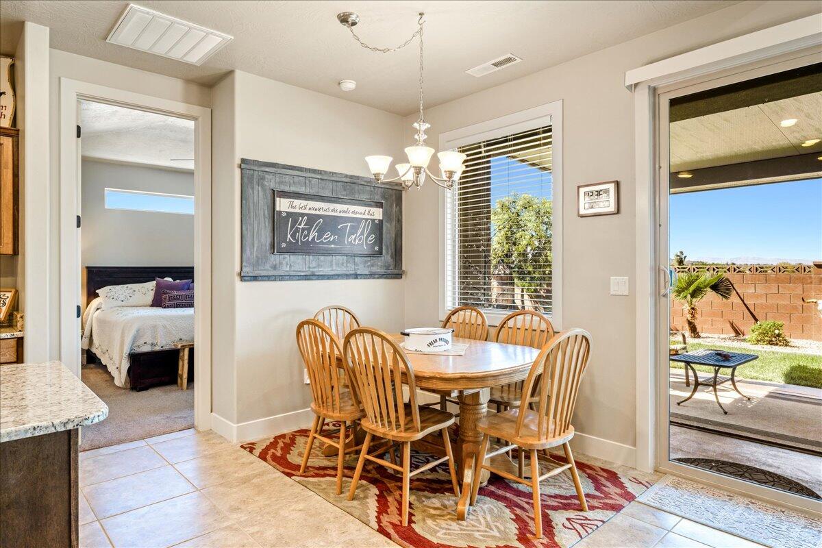 IVY WOOD - Residential