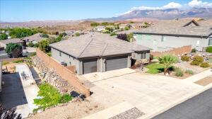 IVY WOOD - Residential