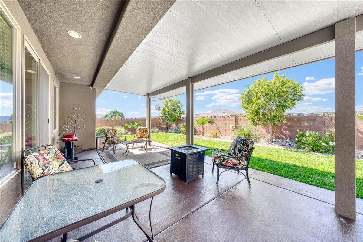 IVY WOOD - Residential