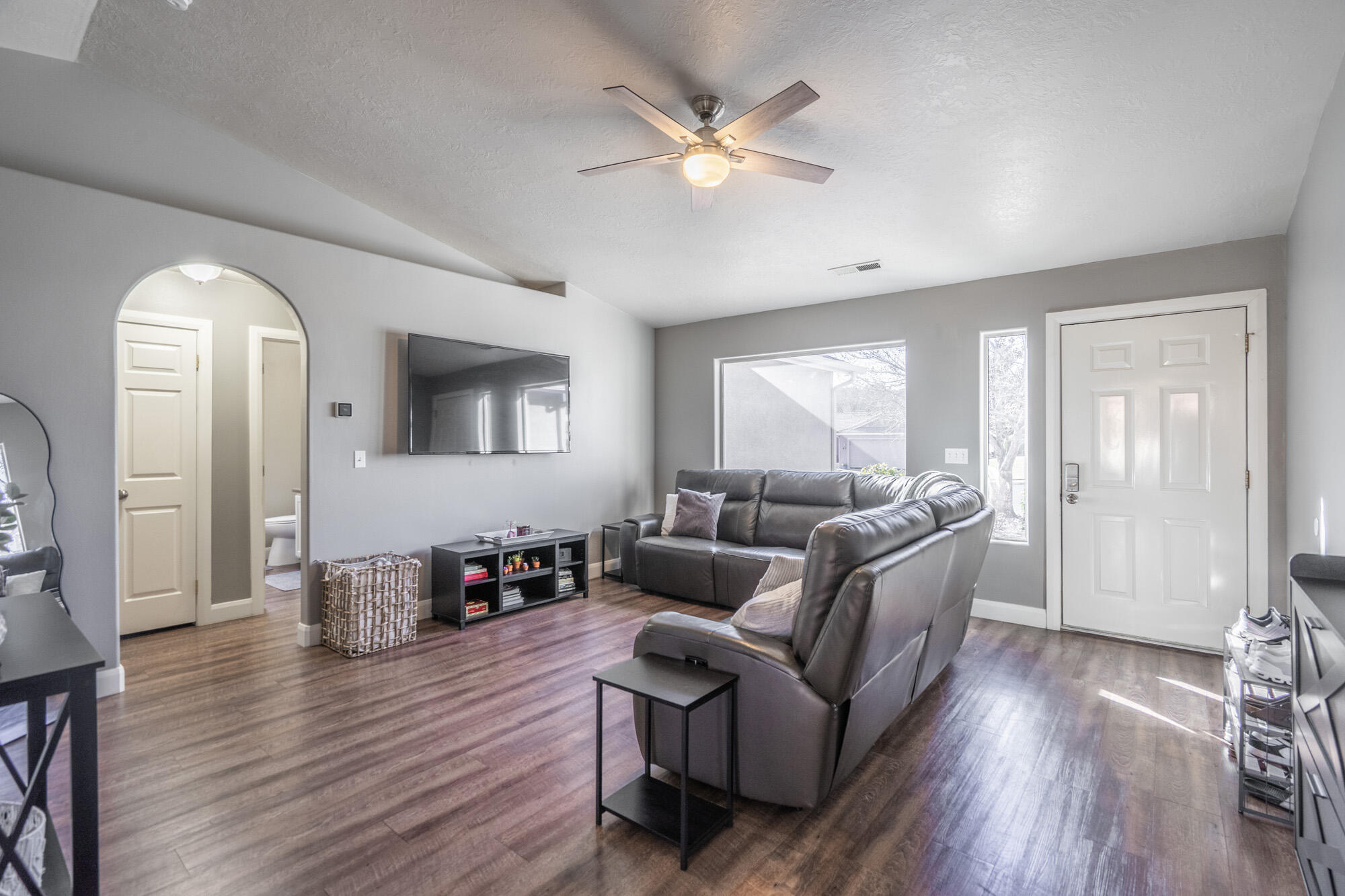 CIMARRONT RED CLIFFS - Residential