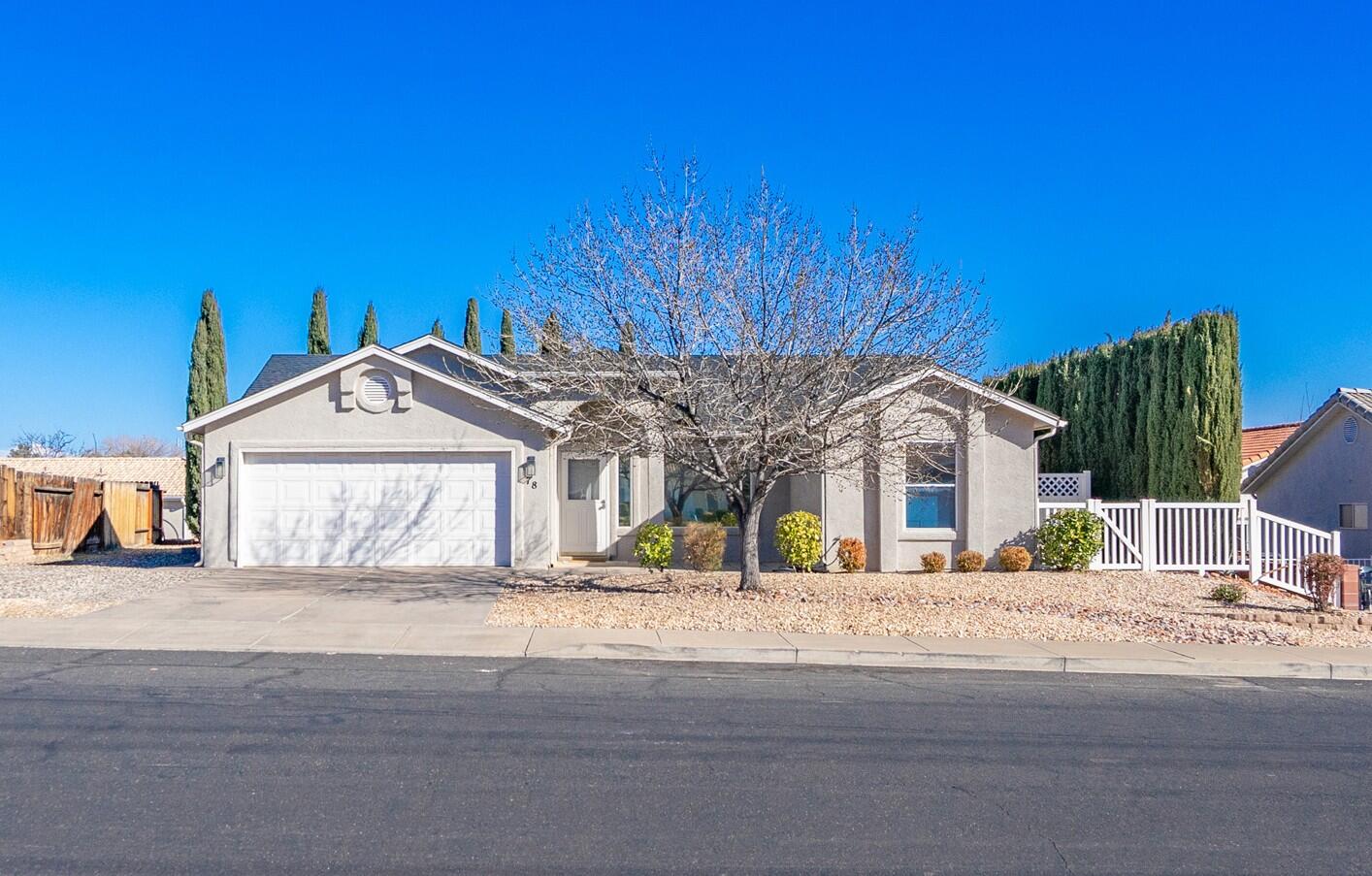 CIMARRONT RED CLIFFS - Residential