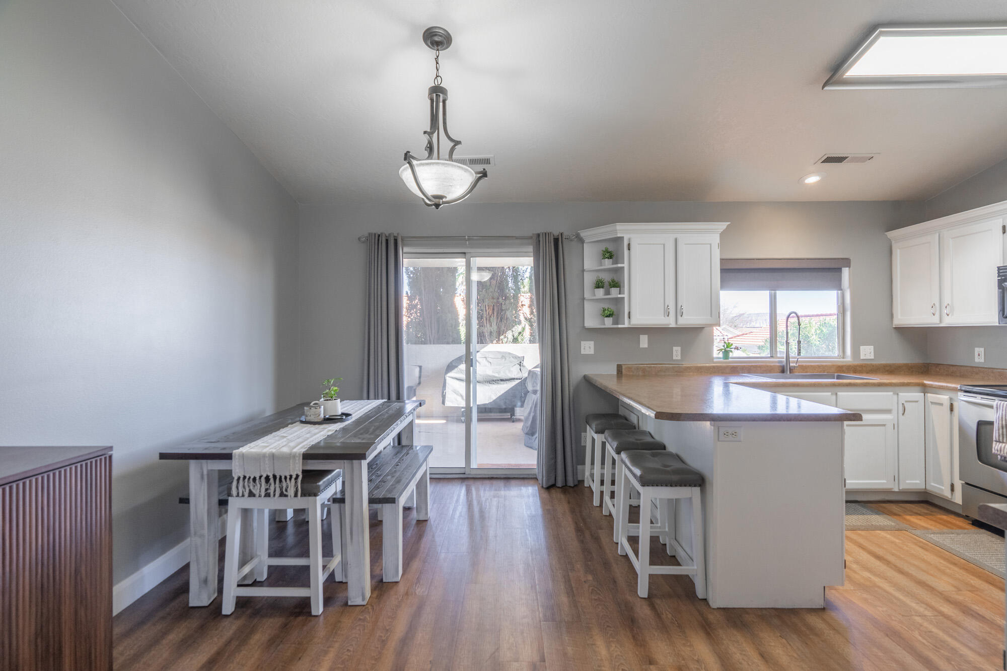 CIMARRONT RED CLIFFS - Residential