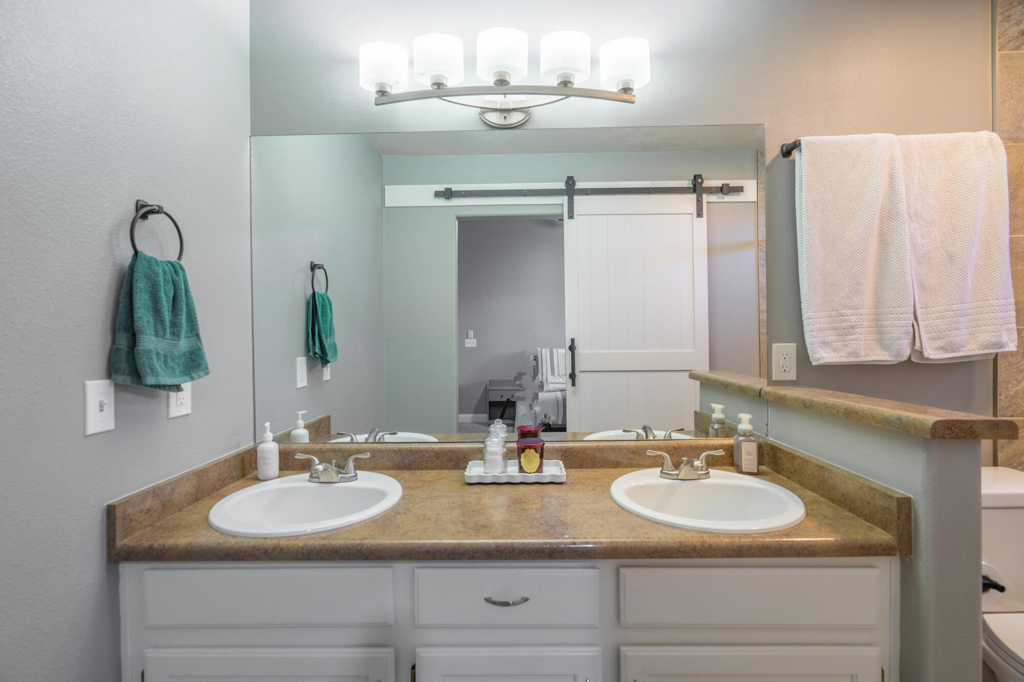 CIMARRONT RED CLIFFS - Residential