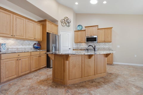 Tiny photo for 1494 W SONGBIRD DR, Saint George, UT 84790 (MLS # 26-273238)