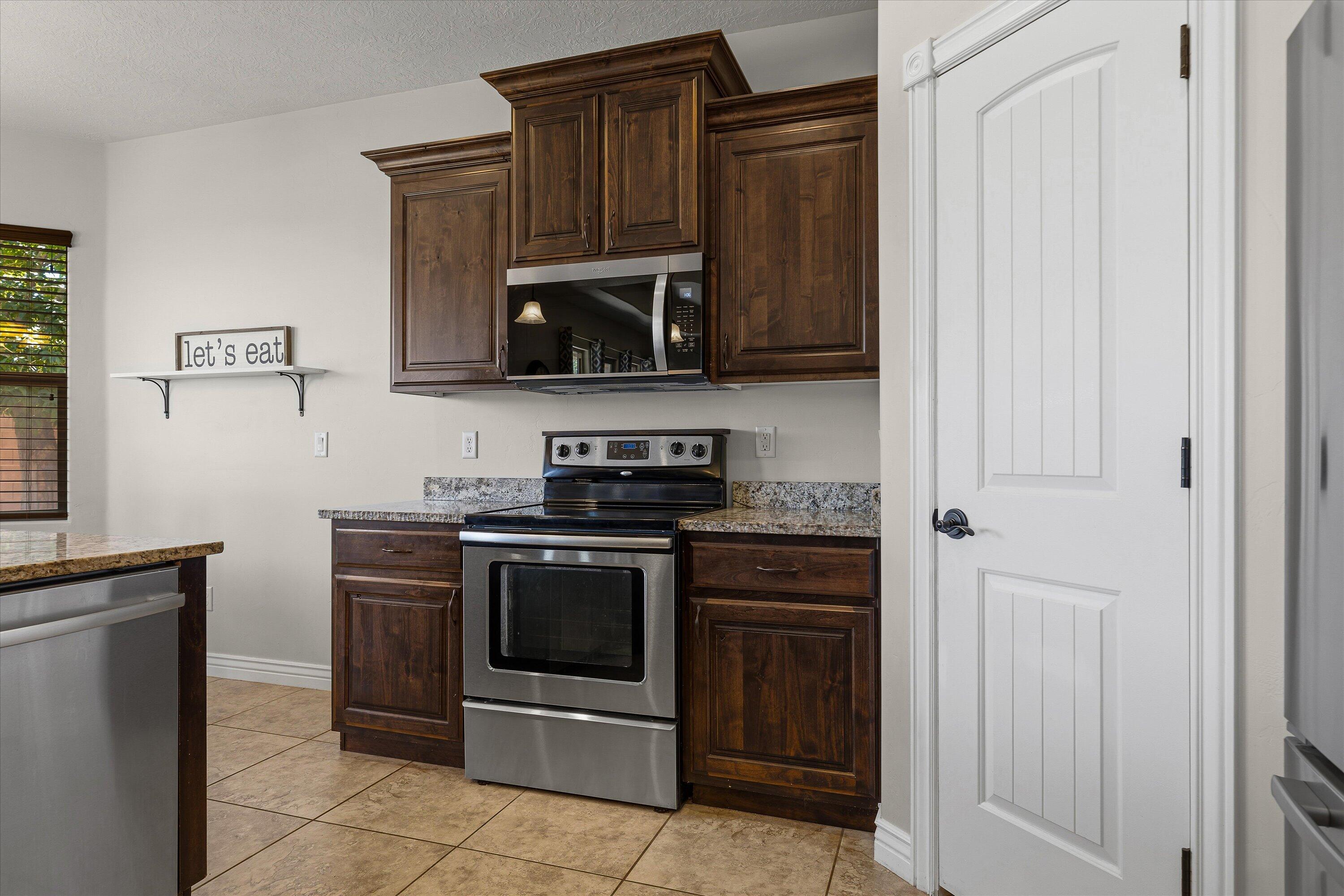 DIXIE SPRINGS - Residential