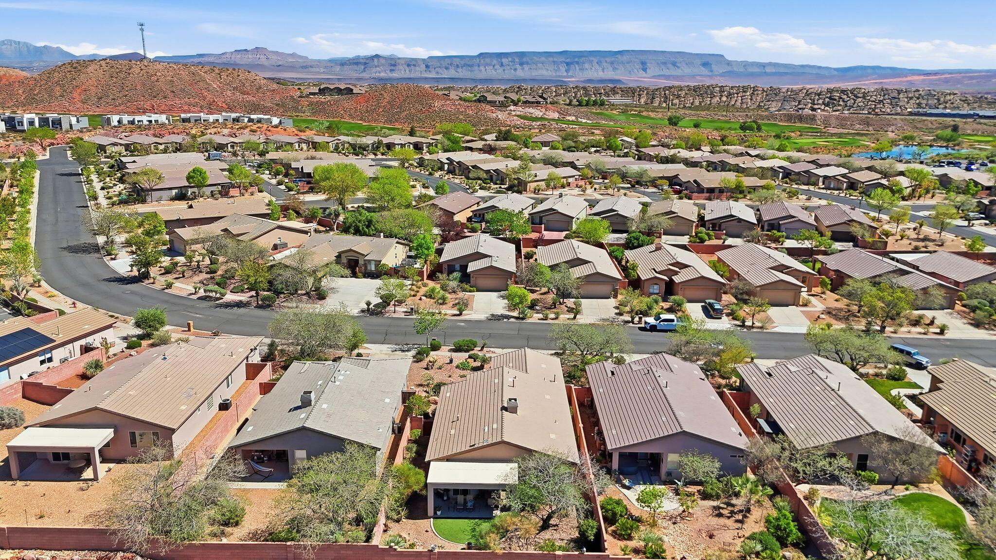 CORAL CANYON - Residential