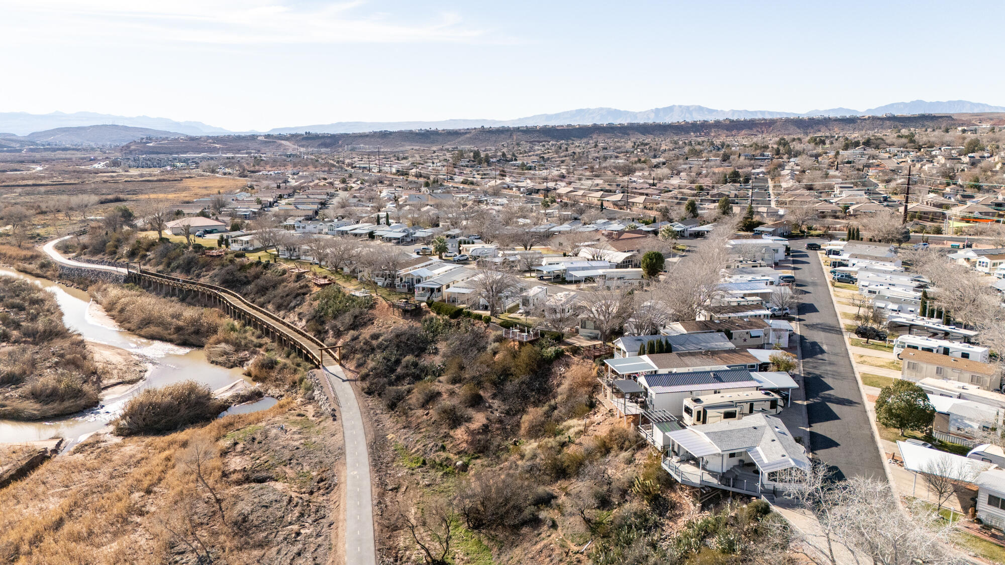 PALMS OF ST GEORGE - Land