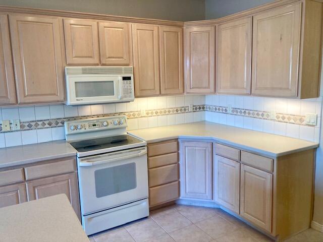 SKY RIDGE HOMESITES - Residential