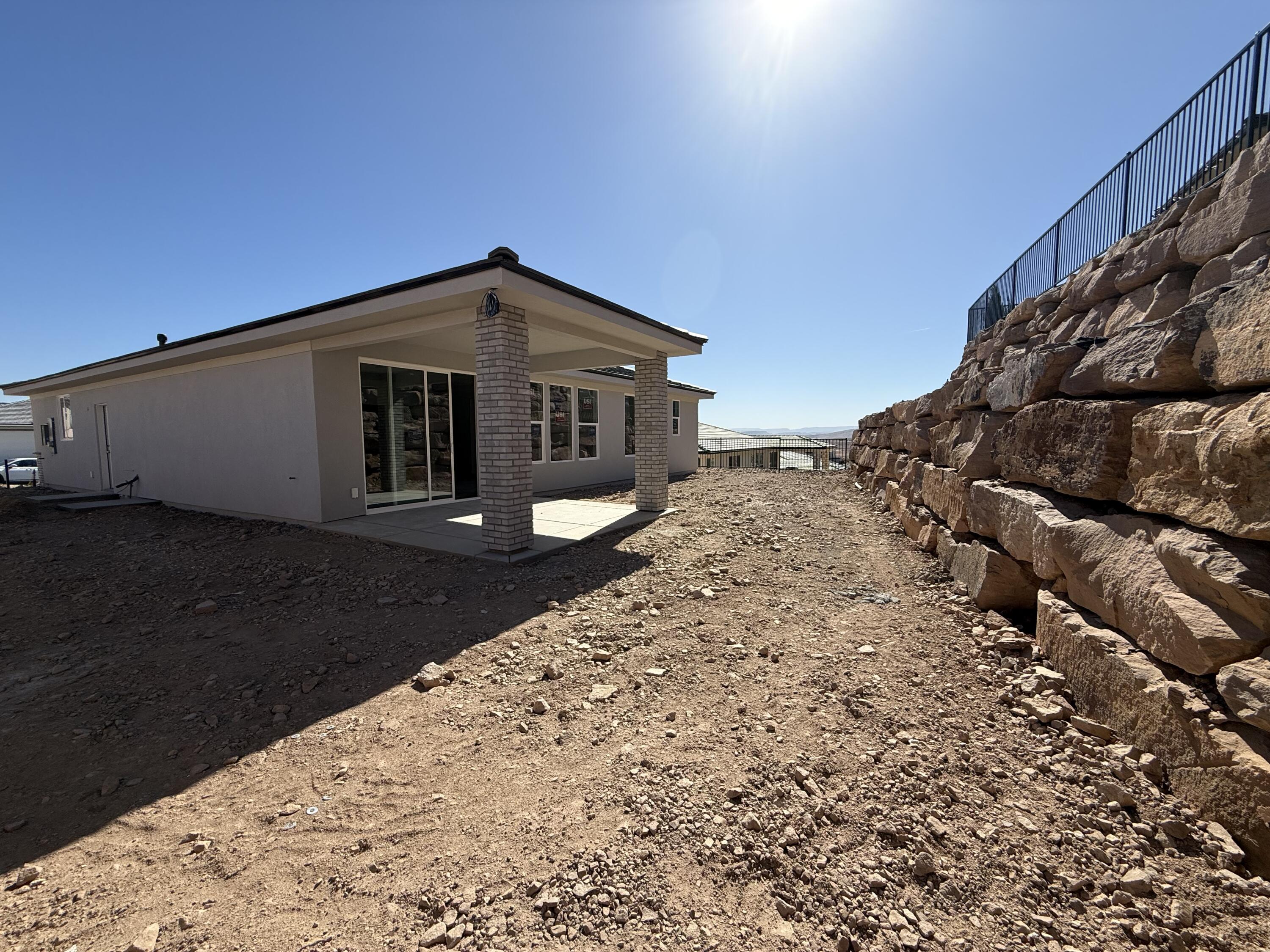 SALARNO HILLS AT DIVARIO - Residential