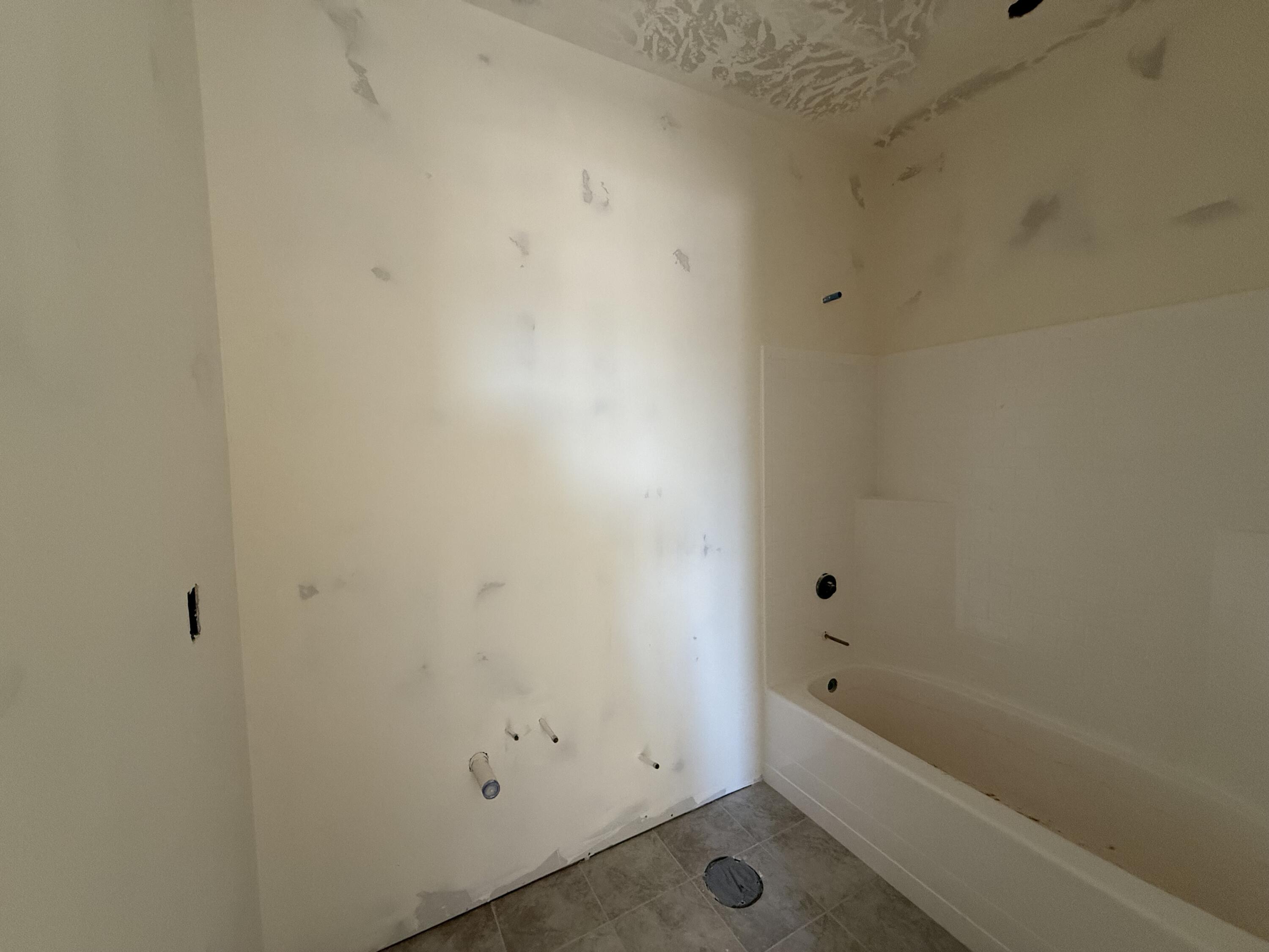 SALARNO HILLS AT DIVARIO - Residential