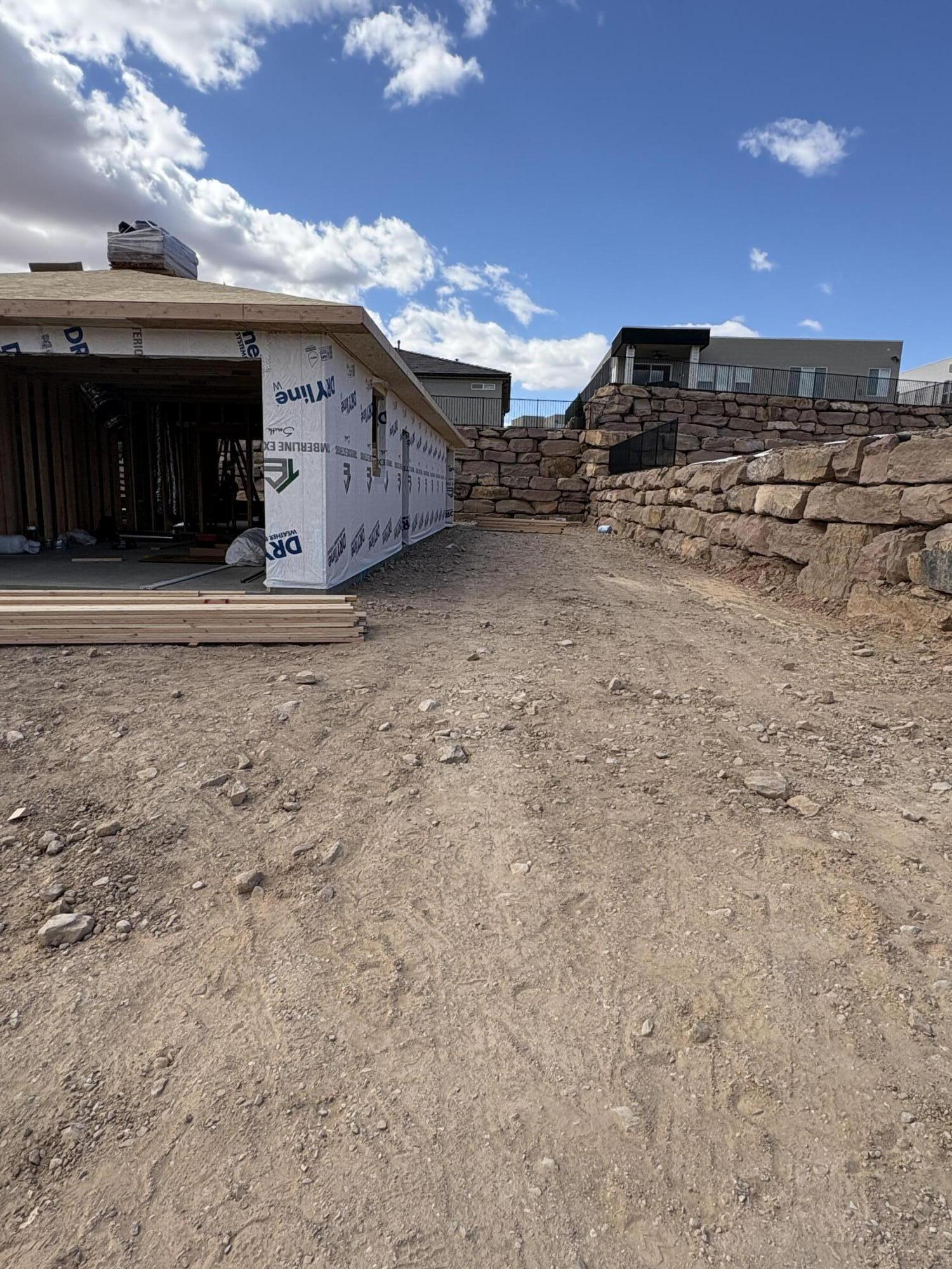 SALARNO HILLS AT DIVARIO - Residential