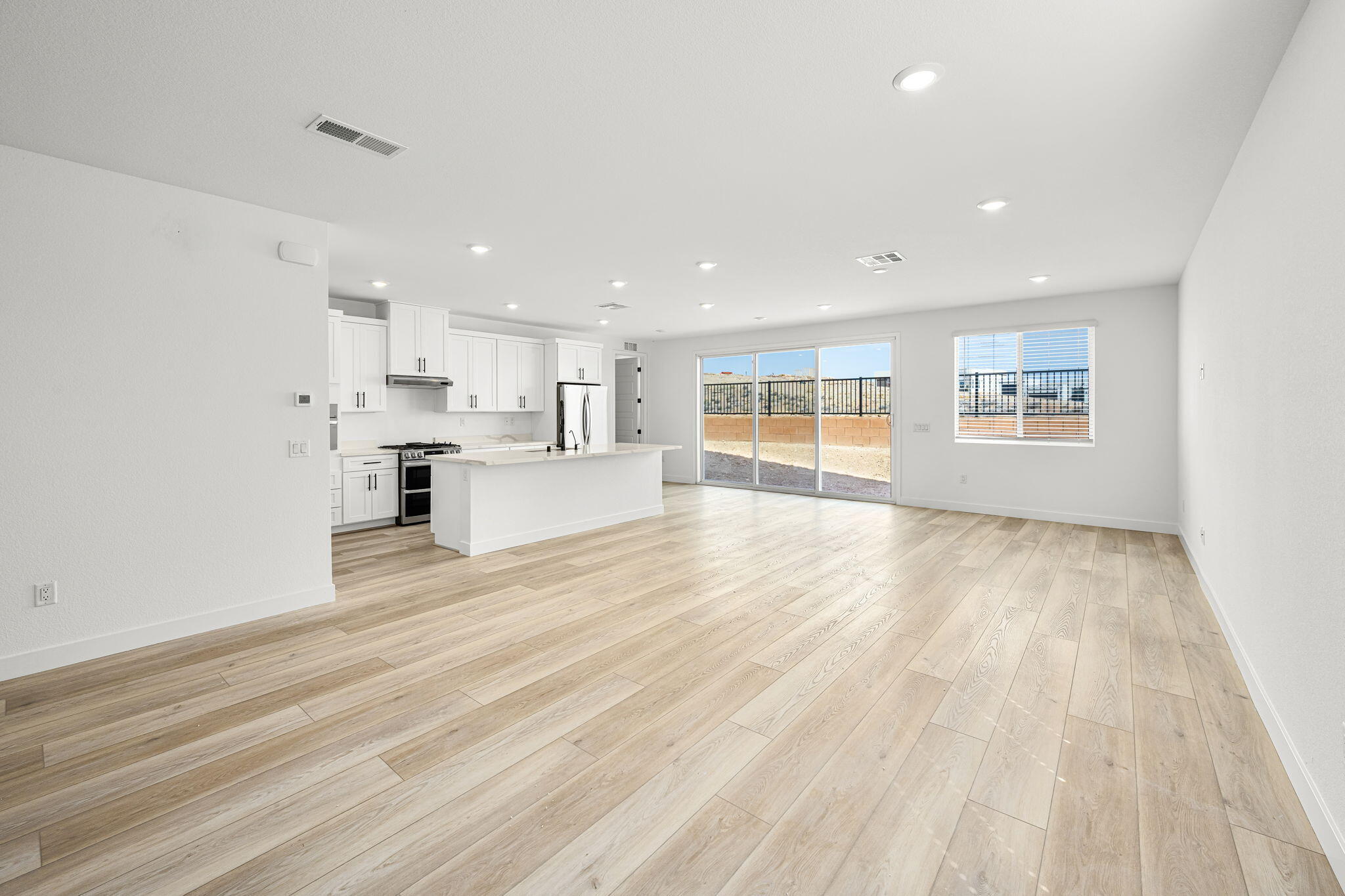 CECITA CREST AT DIVARIO - Residential