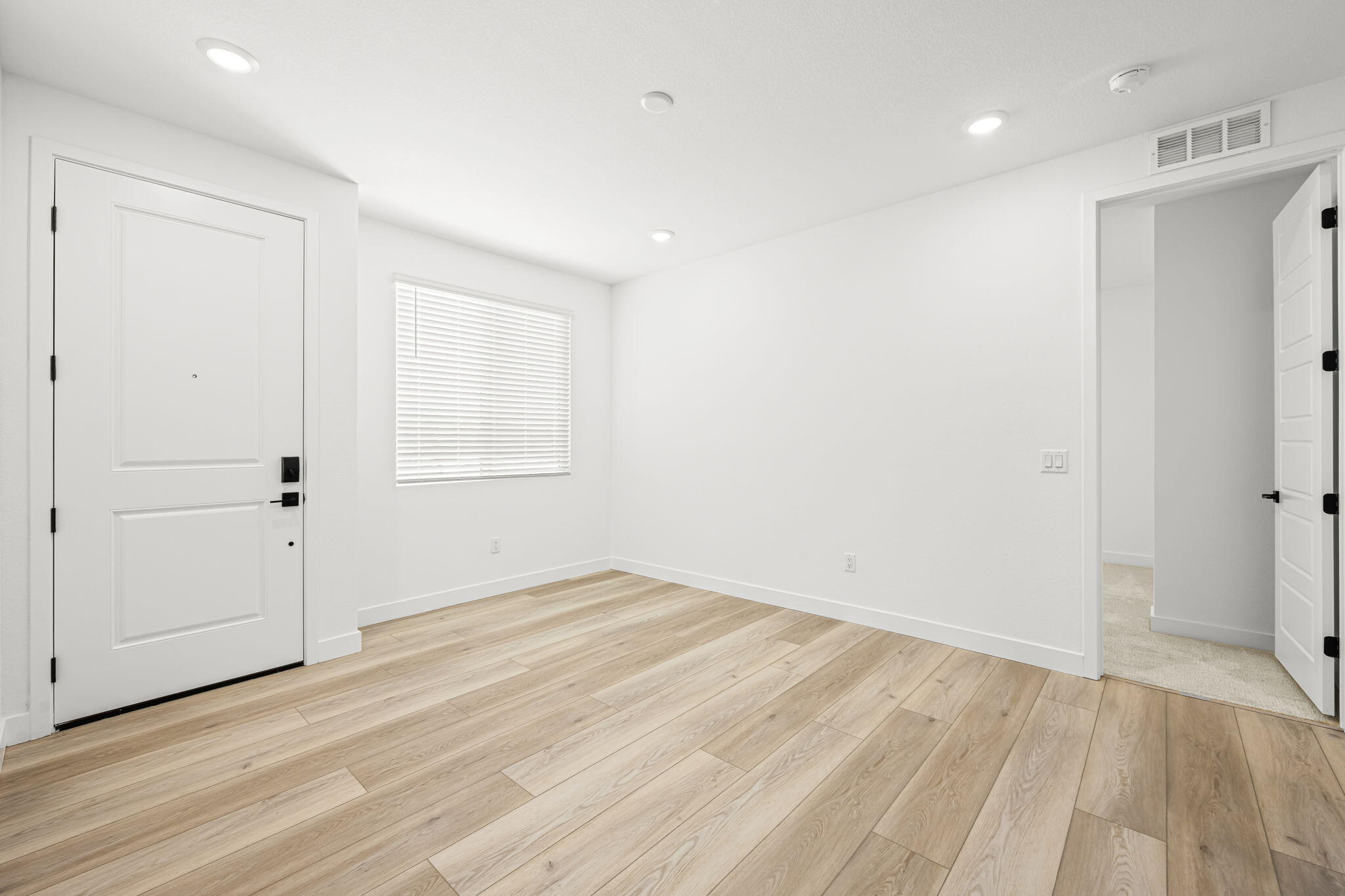 CECITA CREST AT DIVARIO - Residential