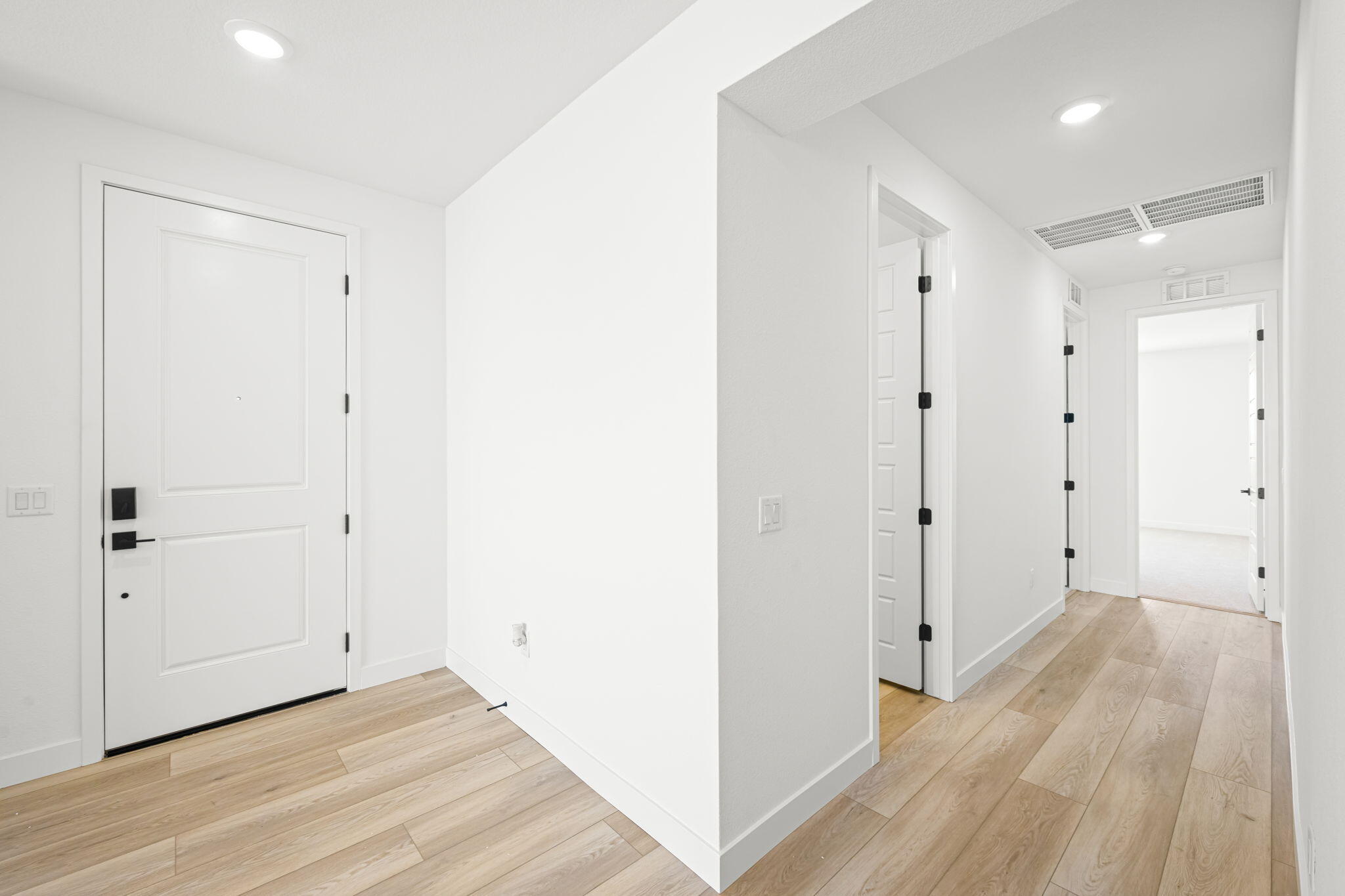 CECITA CREST AT DIVARIO - Residential