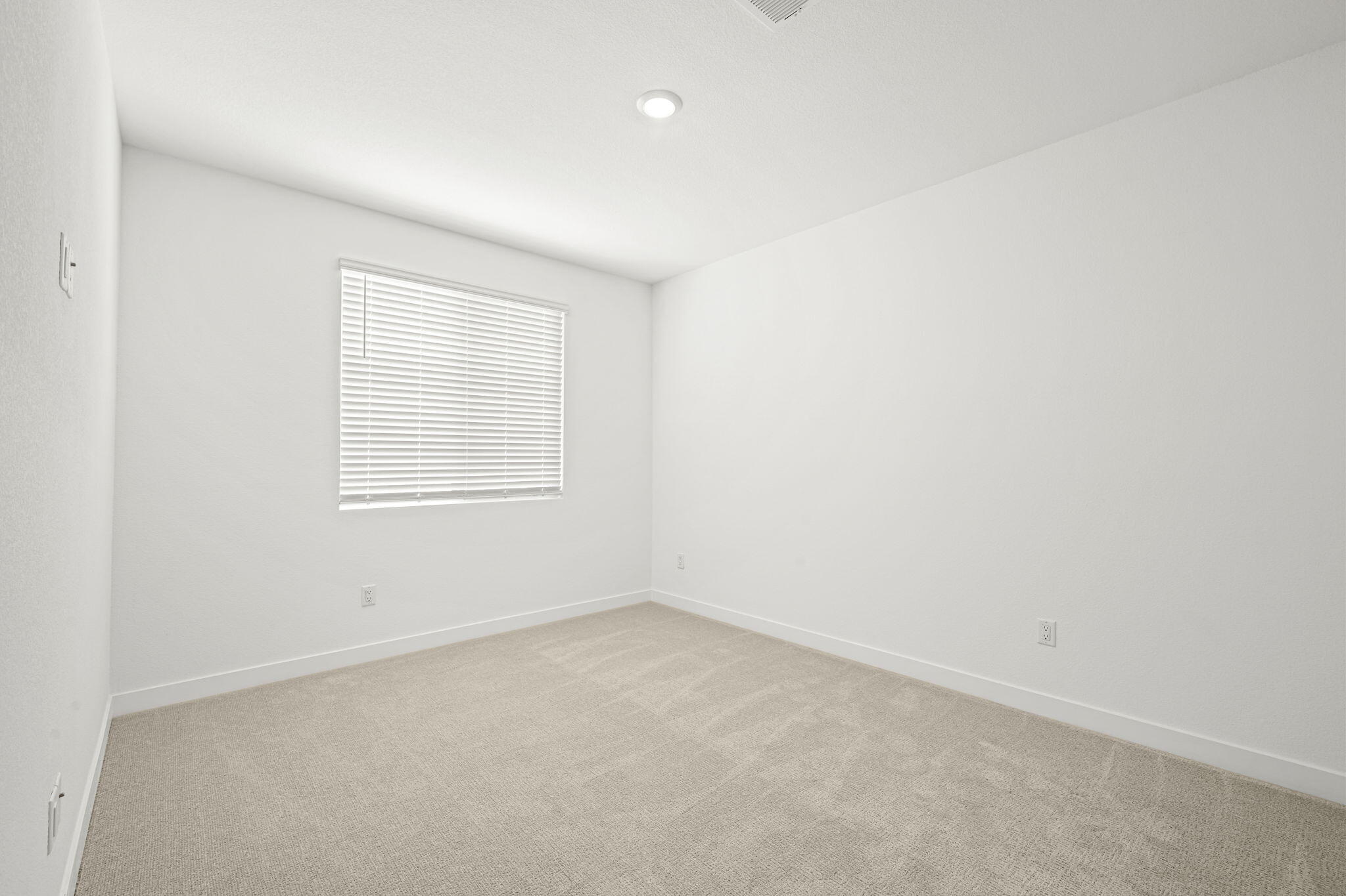 CECITA CREST AT DIVARIO - Residential