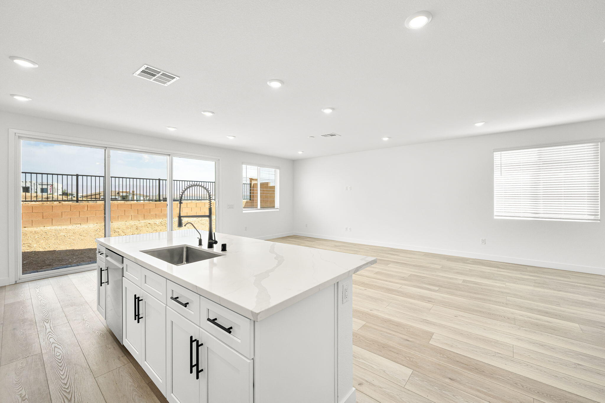 CECITA CREST AT DIVARIO - Residential