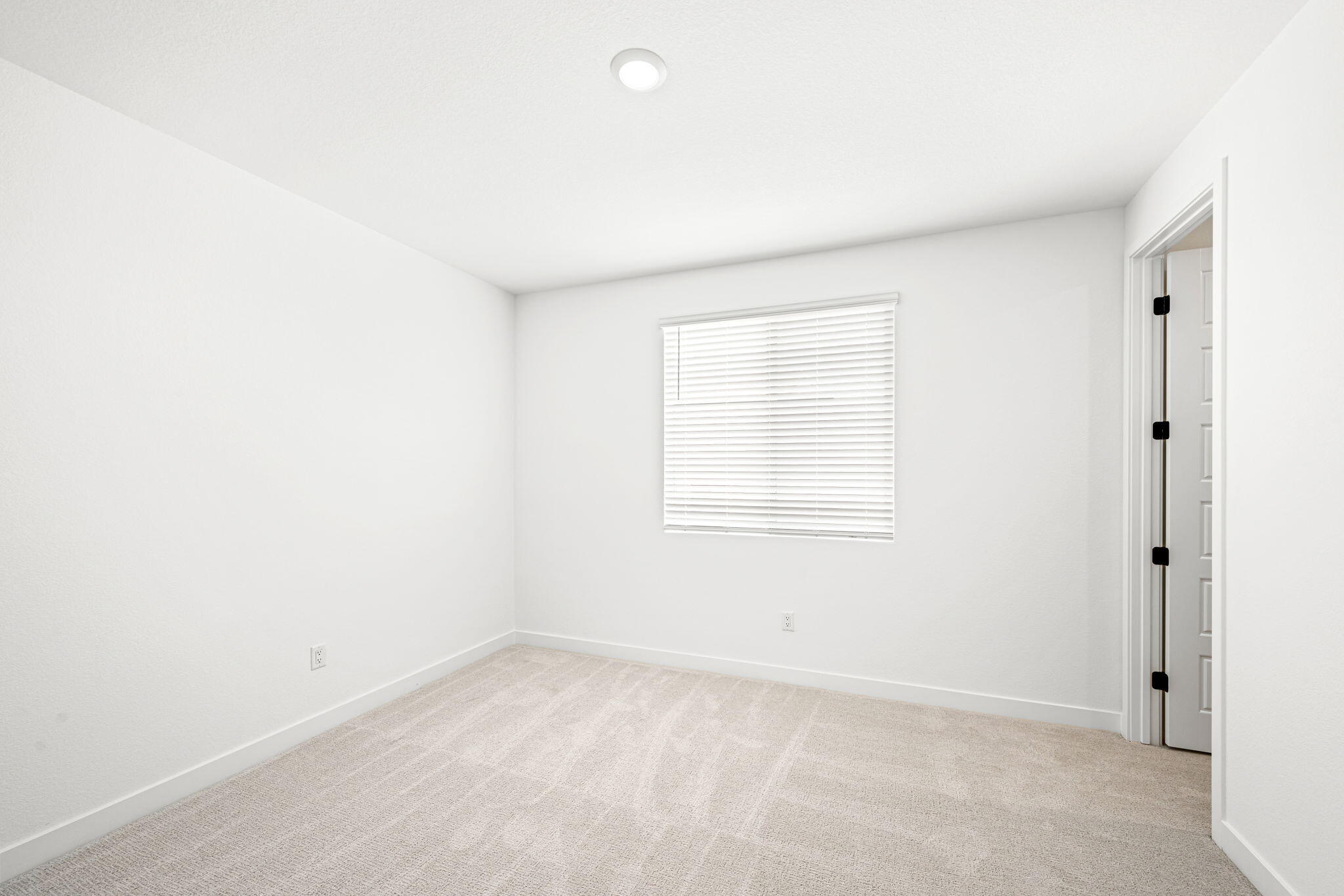 CECITA CREST AT DIVARIO - Residential