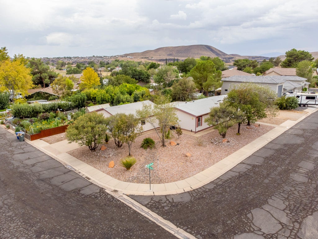 Photo of 395 W Pear LN, La Verkin, UT 84745 (MLS # 26-275218)