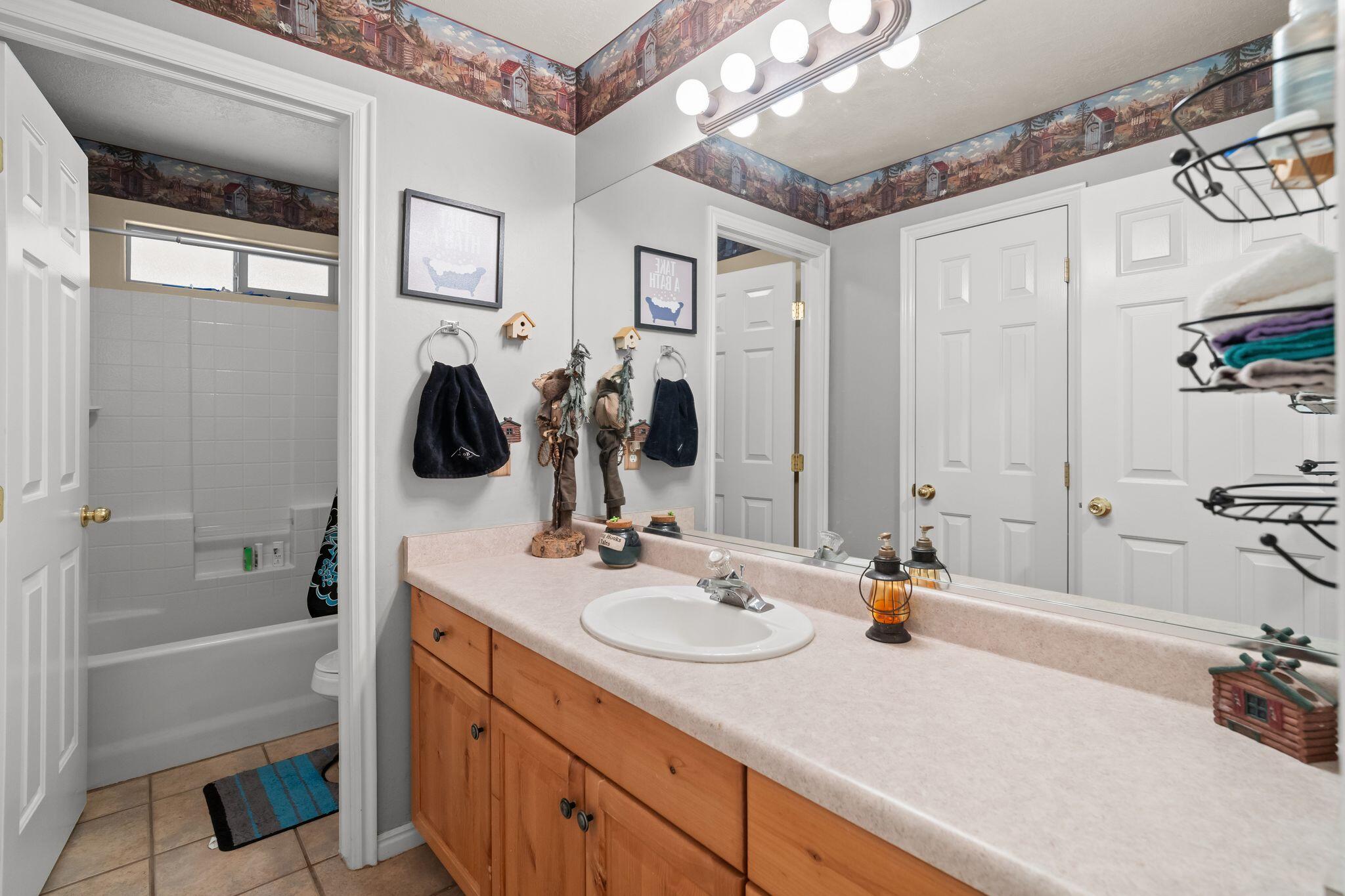 PINE ACRES - Residential