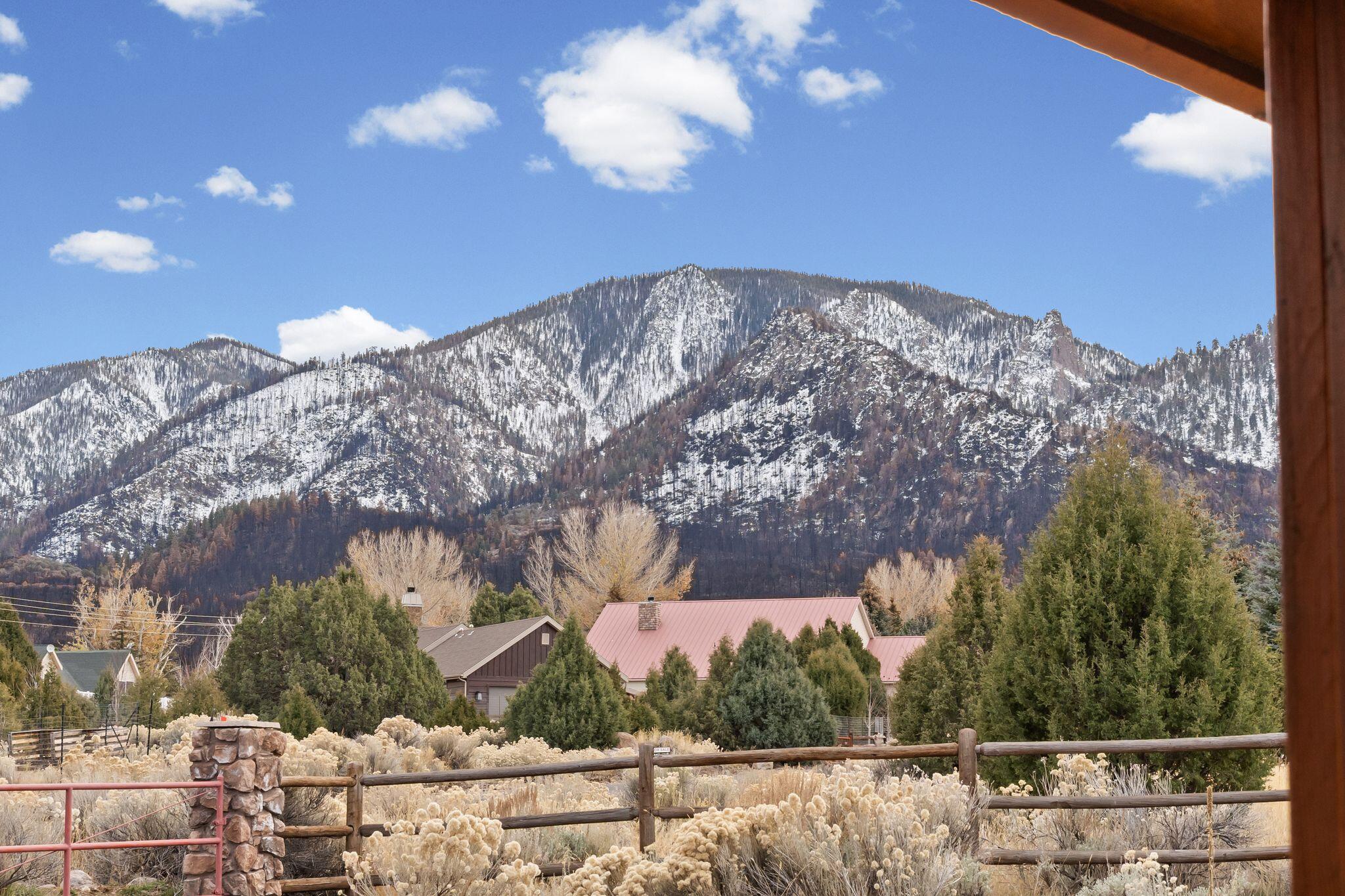 PINE ACRES - Residential