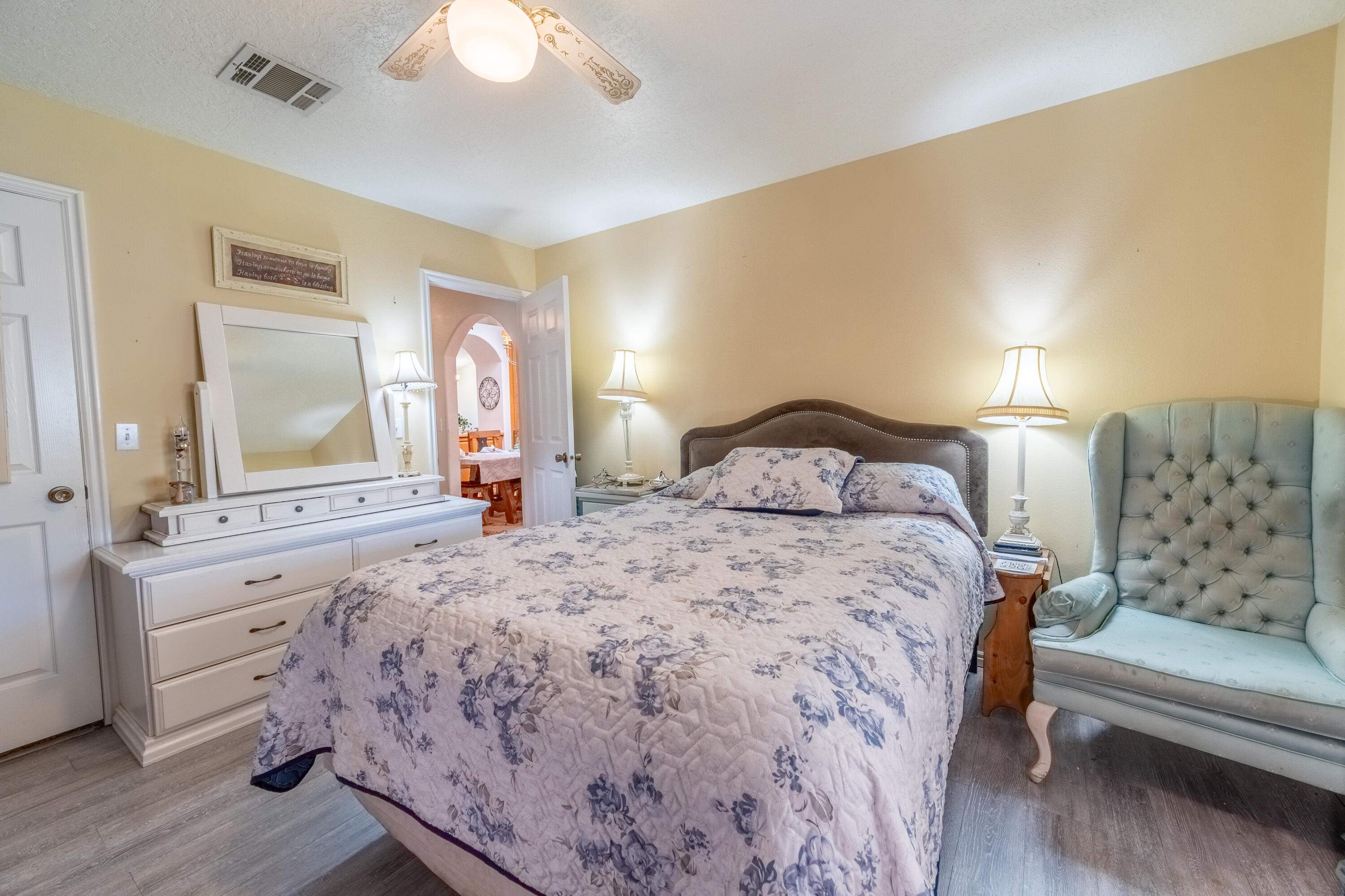 BLOOMINGTON KNOLLS TOWNHOMES - Residential